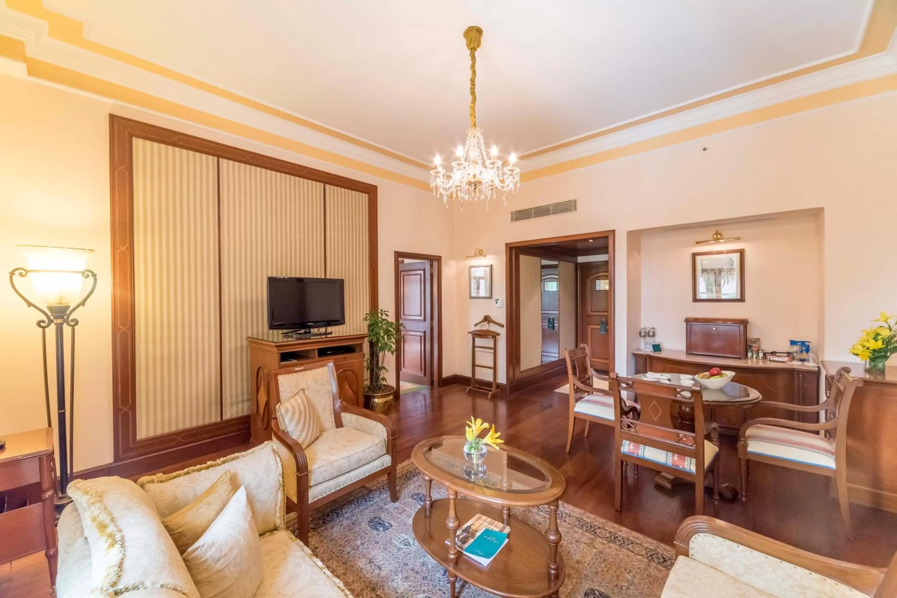 The Oberoi Grand Kolkata