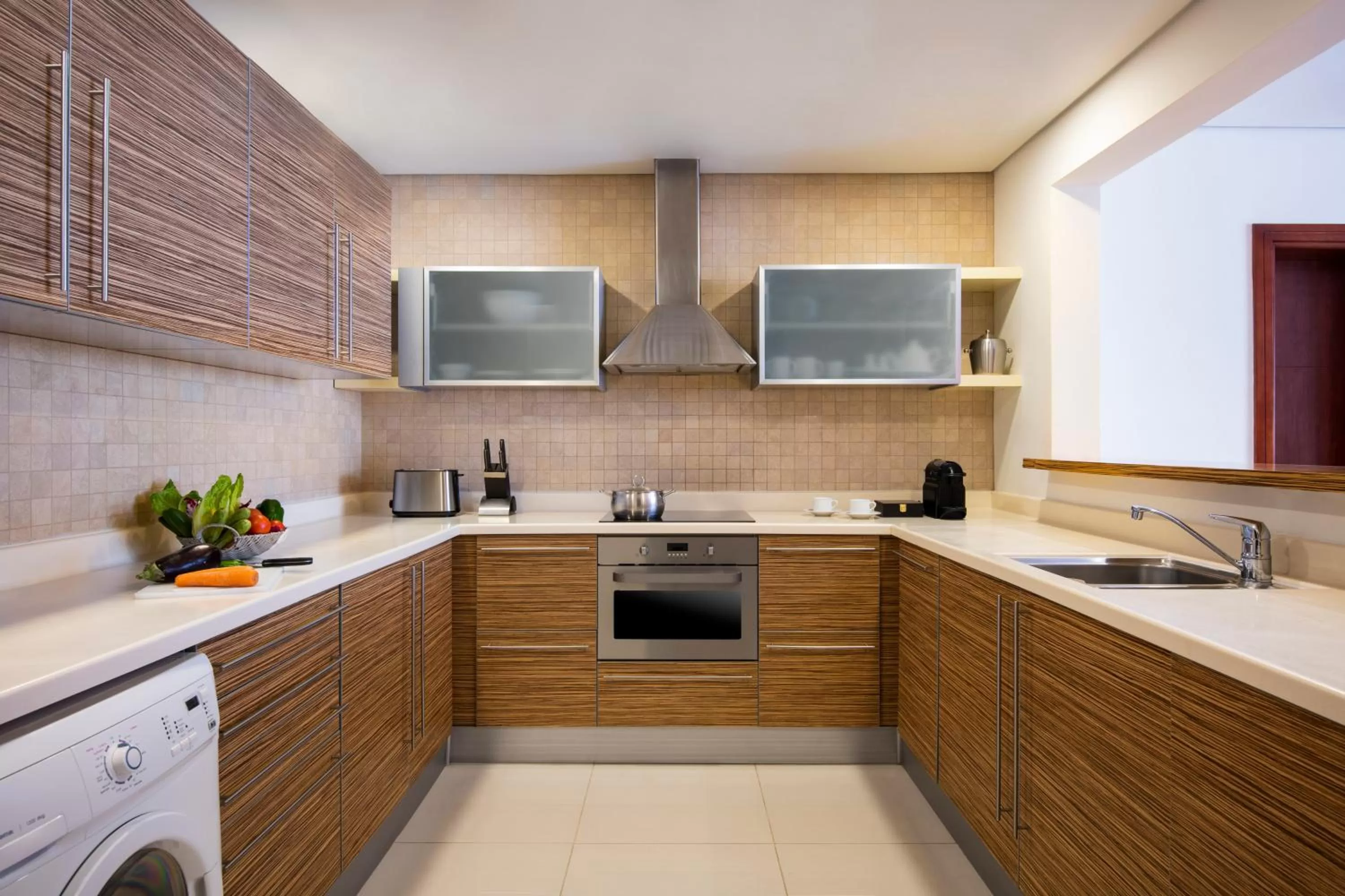 Kitchen or kitchenette in Fraser Suites Doha