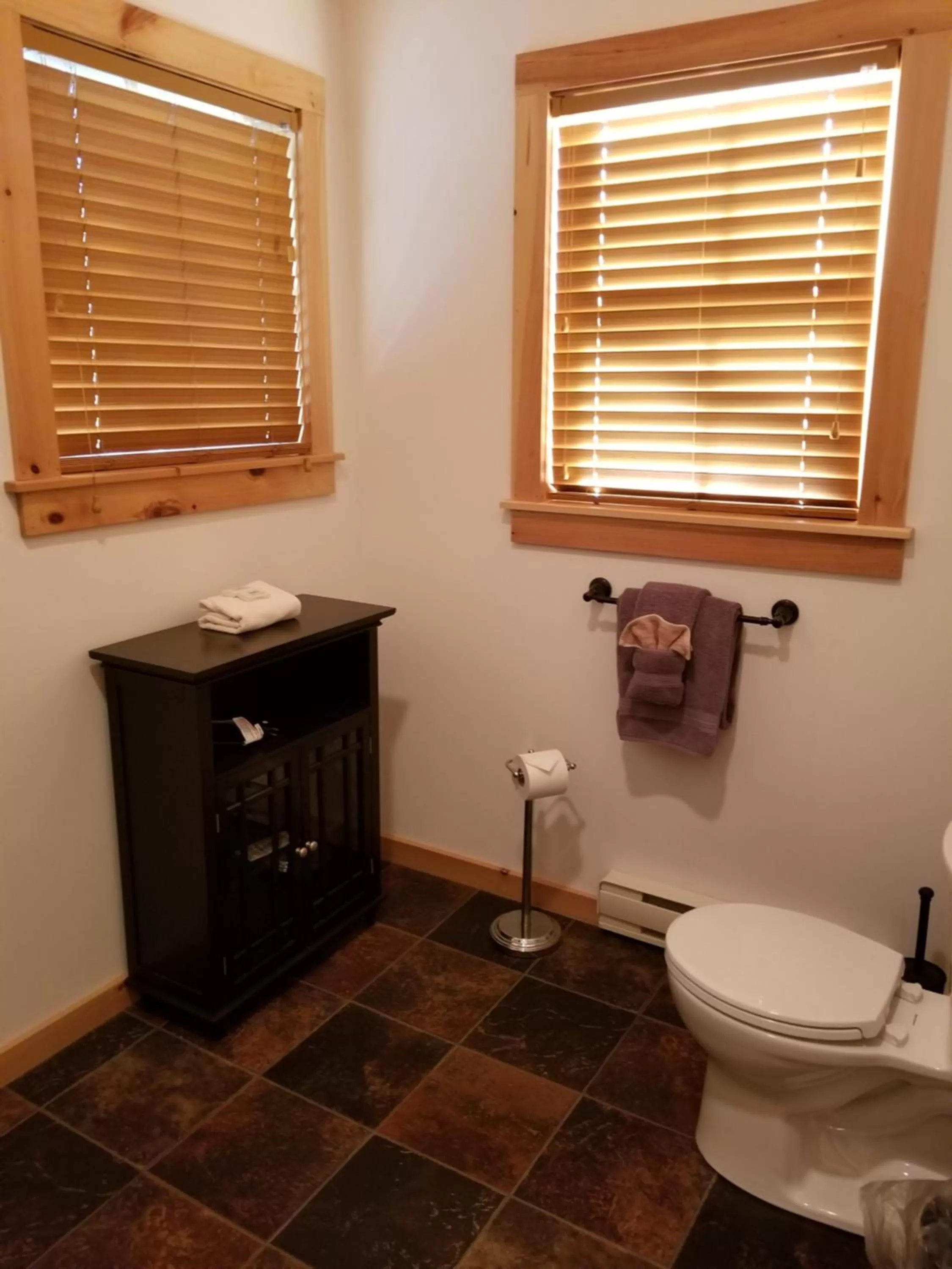 Bathroom in Trails End Inn