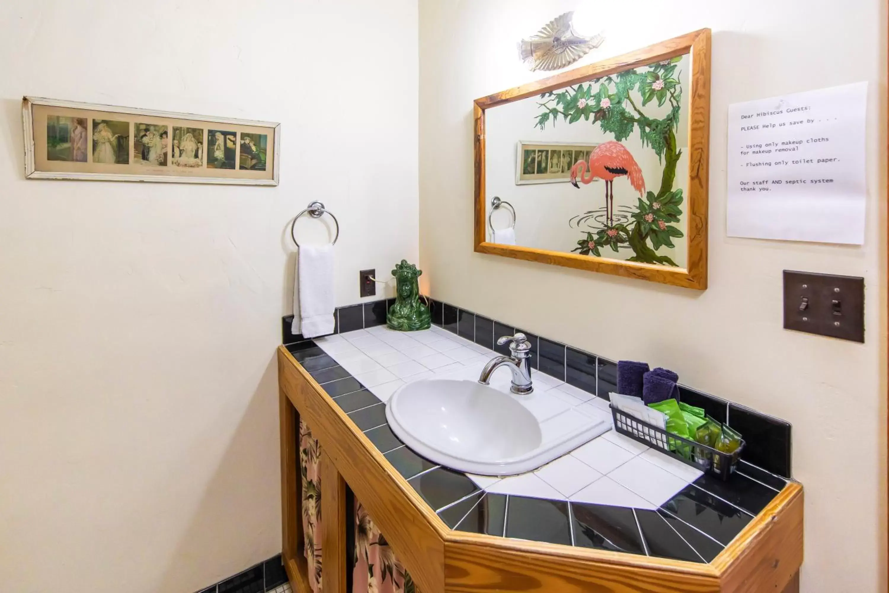 Bathroom in Hibiscus Coffee & Guesthouse