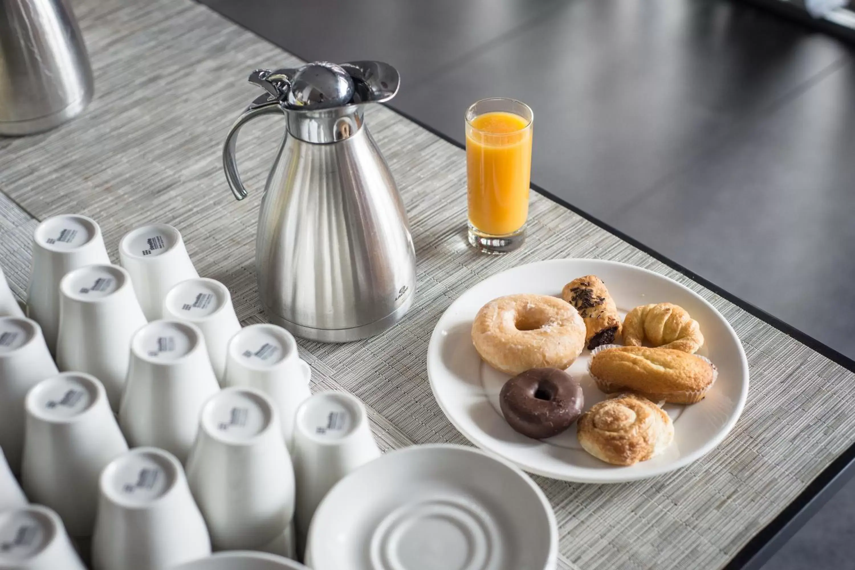 Buffet breakfast in Axor Feria Buffet breakfast in Axor Feria