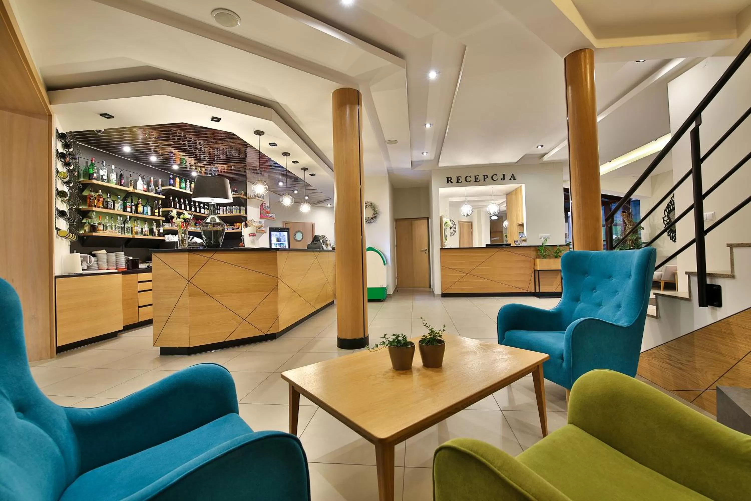 Lobby or reception in Hotel Kompleks Beskid z basenem i stokiem narciarskim - blisko Babiej Góry