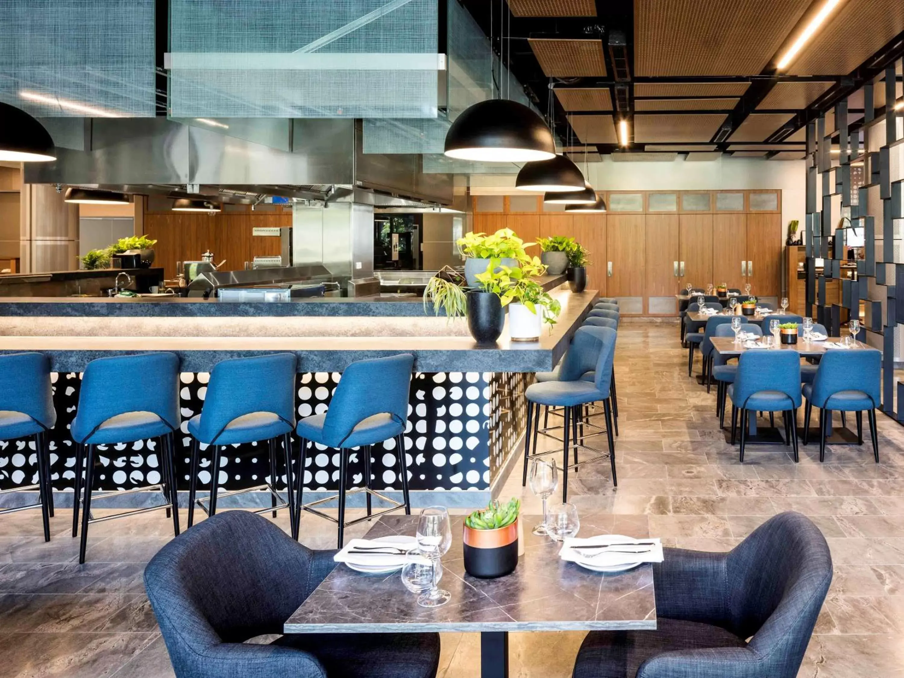 Restaurant/Places to Eat in Novotel Brisbane South Bank