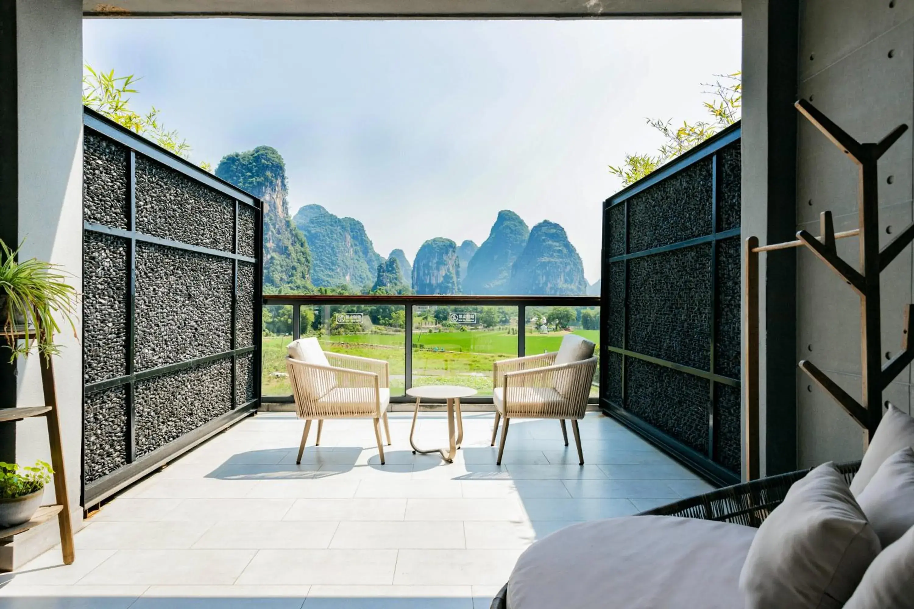 Day, Balcony/Terrace in Yangshuo Zen Garden Resort