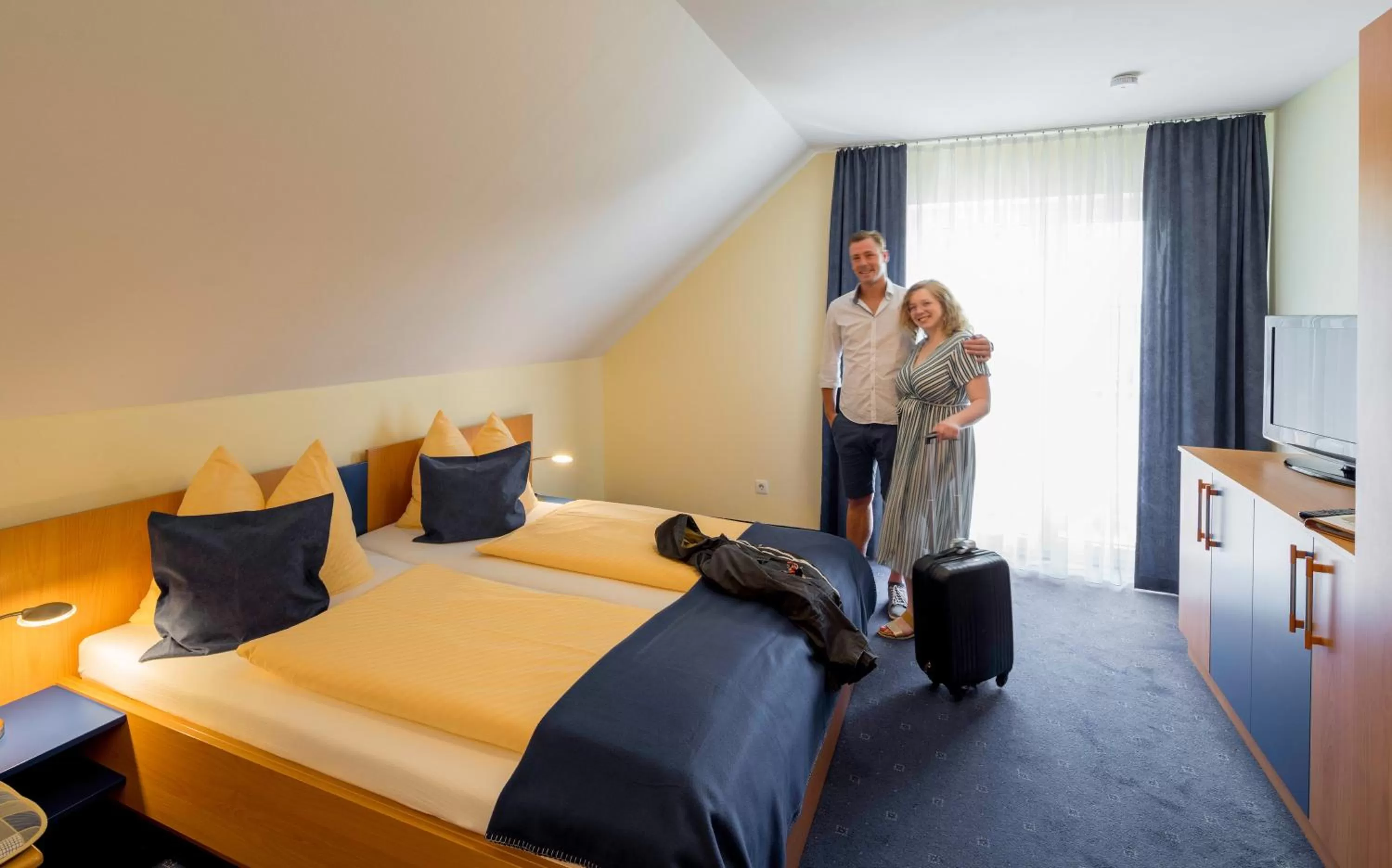 Bedroom, Bed in Hotel Garni Oasis Loipersdorf