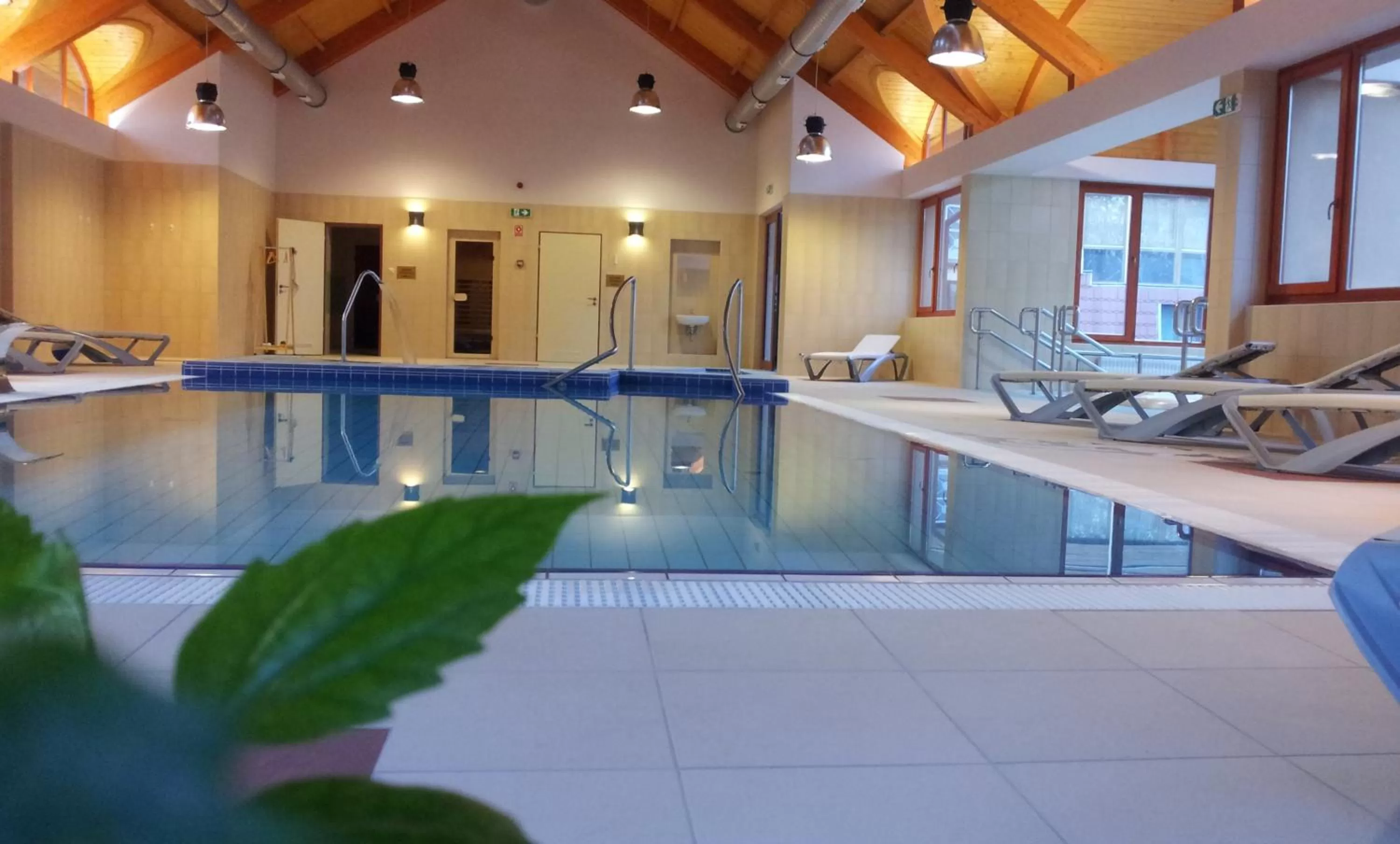 Swimming Pool in Fenyves Wellness Hotel Békéscsaba