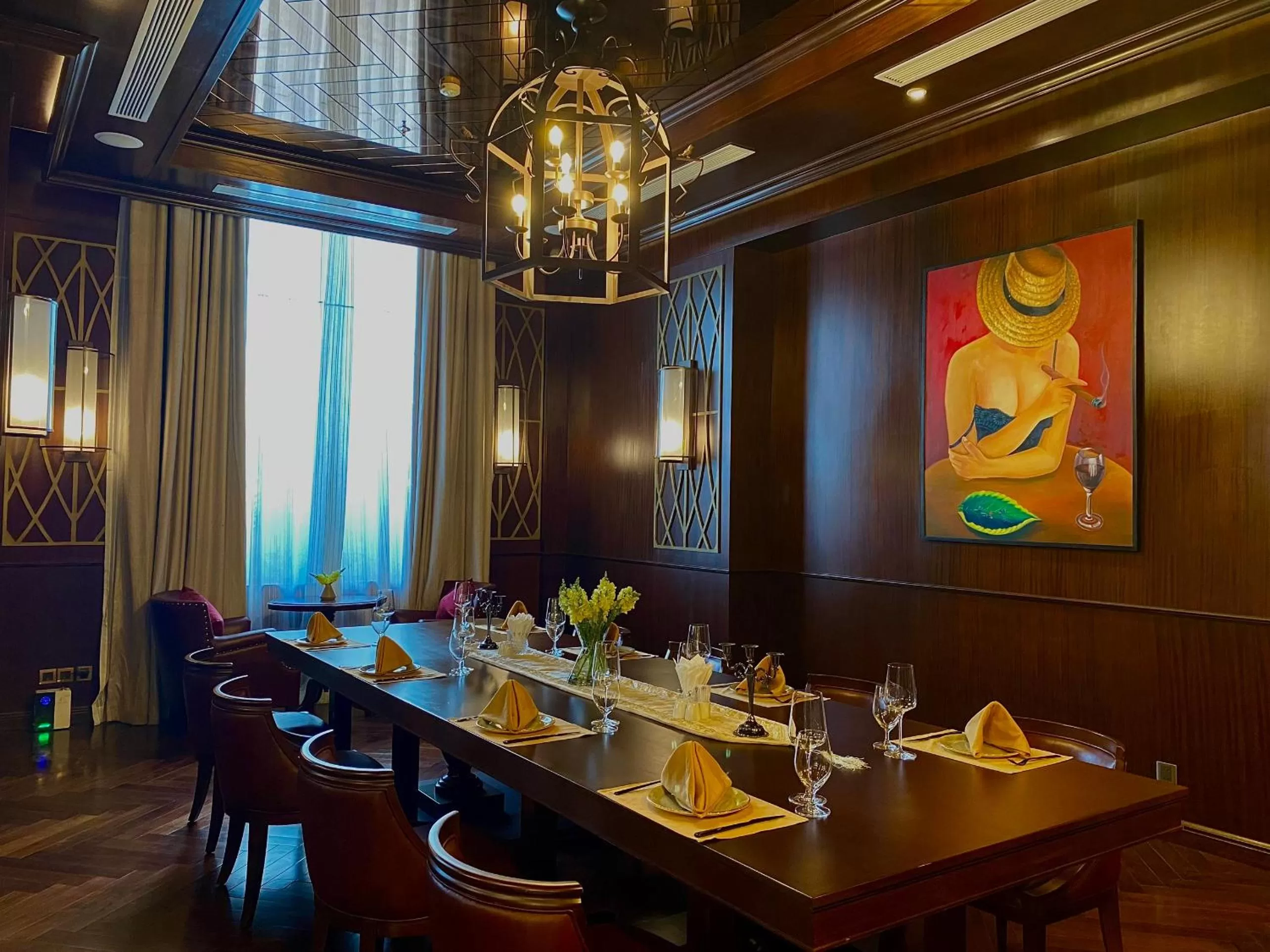 Restaurant/places to eat in Potique Hotel