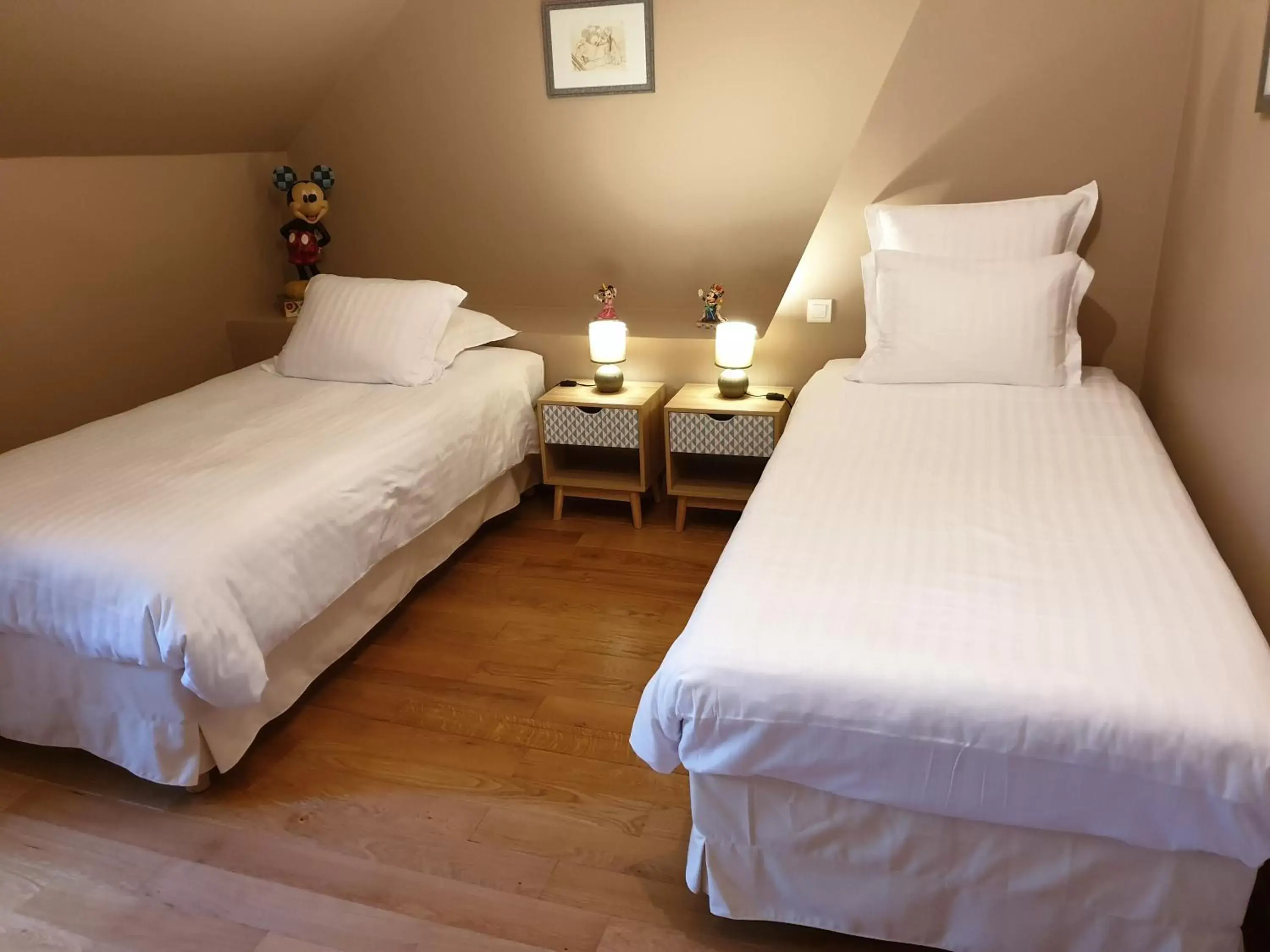 Twin Room with Private External Bathroom - single occupancy in Le Domaine de Bella Twin Room with Private External Bathroom - single occupancy in Le Domaine de Bella