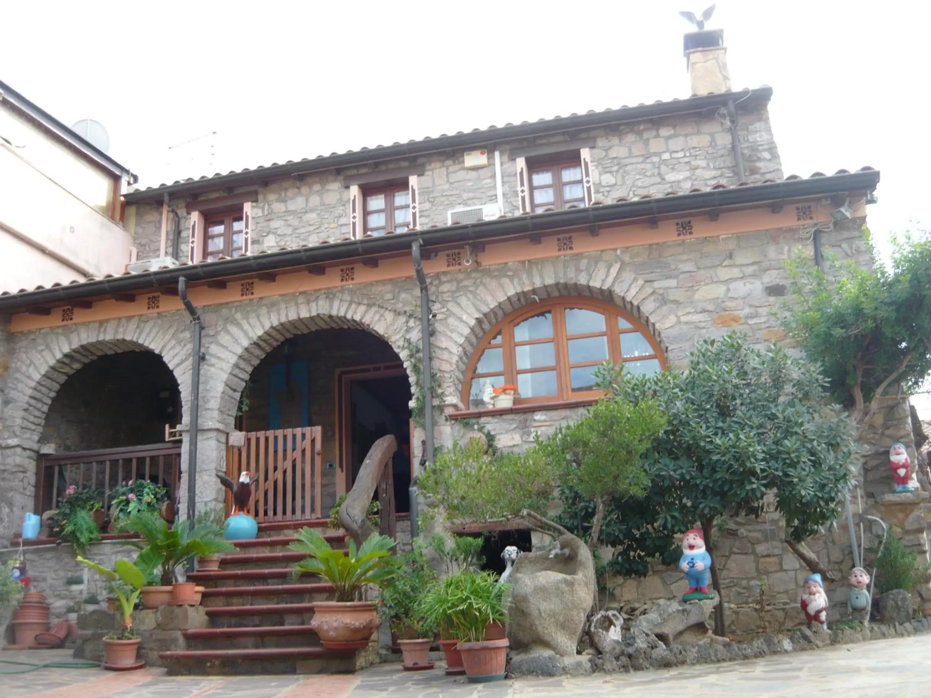 Facade/entrance, Patio/Outdoor Area in Il Nido dell'aquila