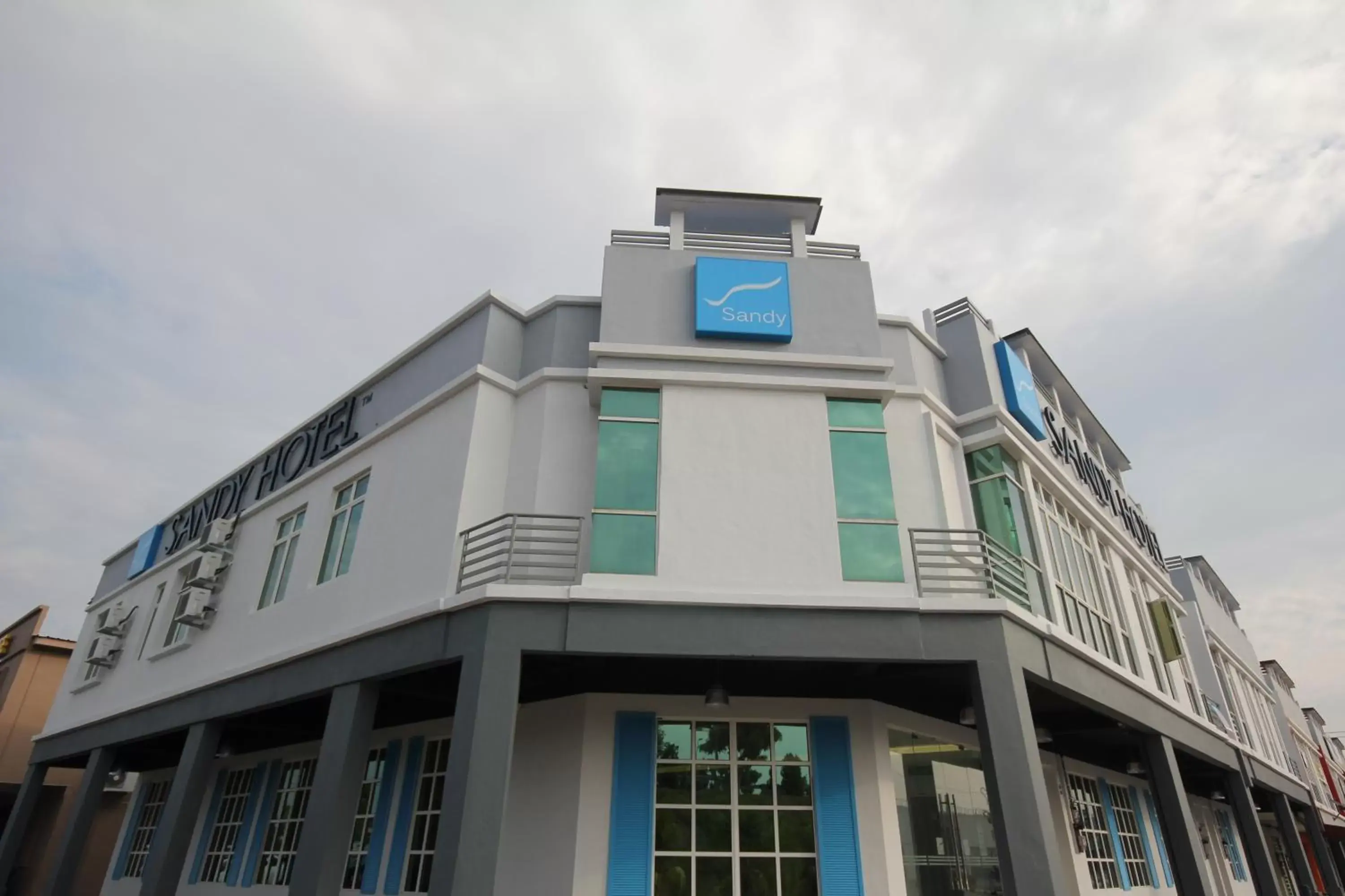 Facade/entrance in Sandy Hotel Malacca Facade/entrance in Sandy Hotel Malacca