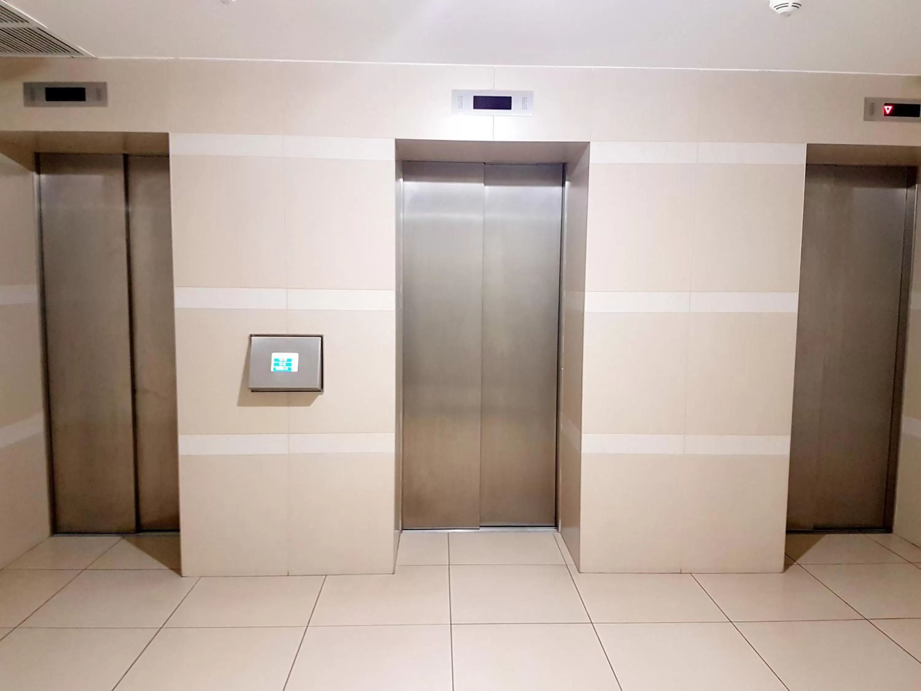 Area and facilities in Best Apartments in Most City, River View