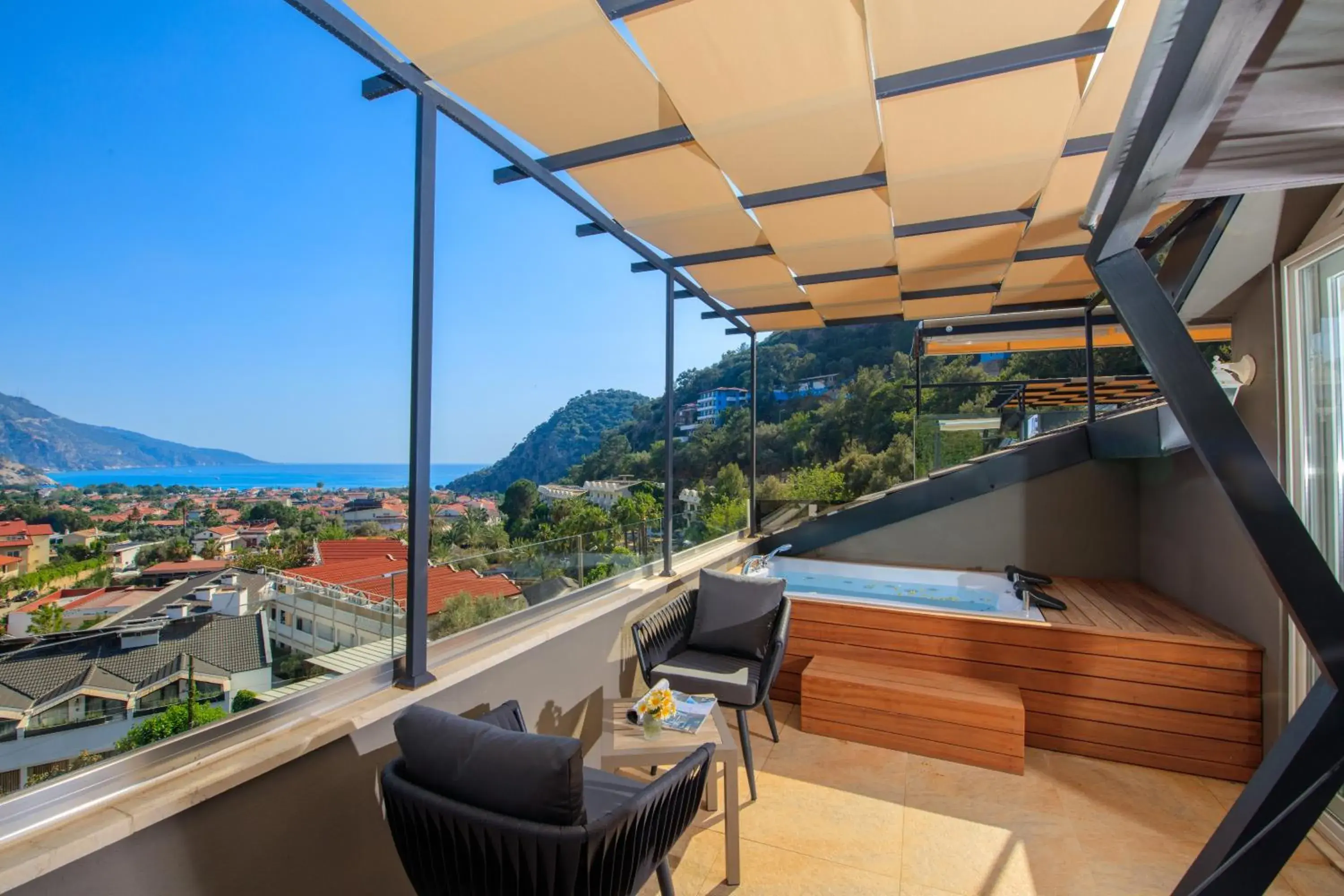 Balcony/Terrace in Morina Deluxe Hotel