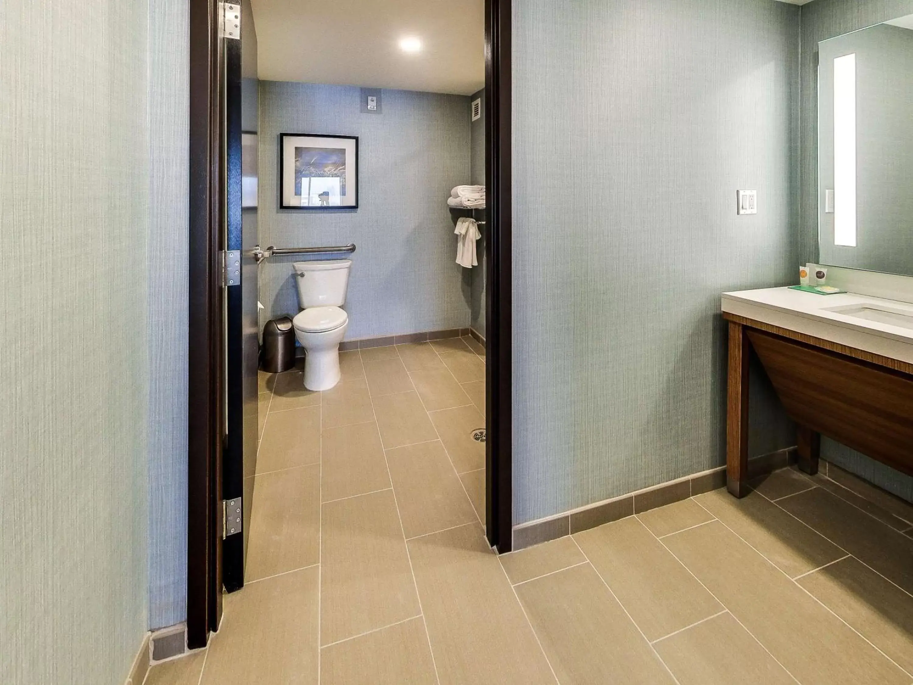 Bathroom in Hyatt Place Edmonton West