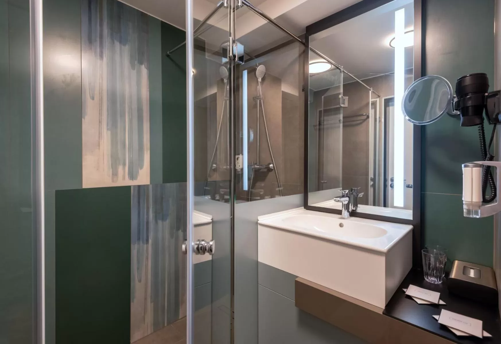 Bathroom in Hunguest Hotel Bál Resort