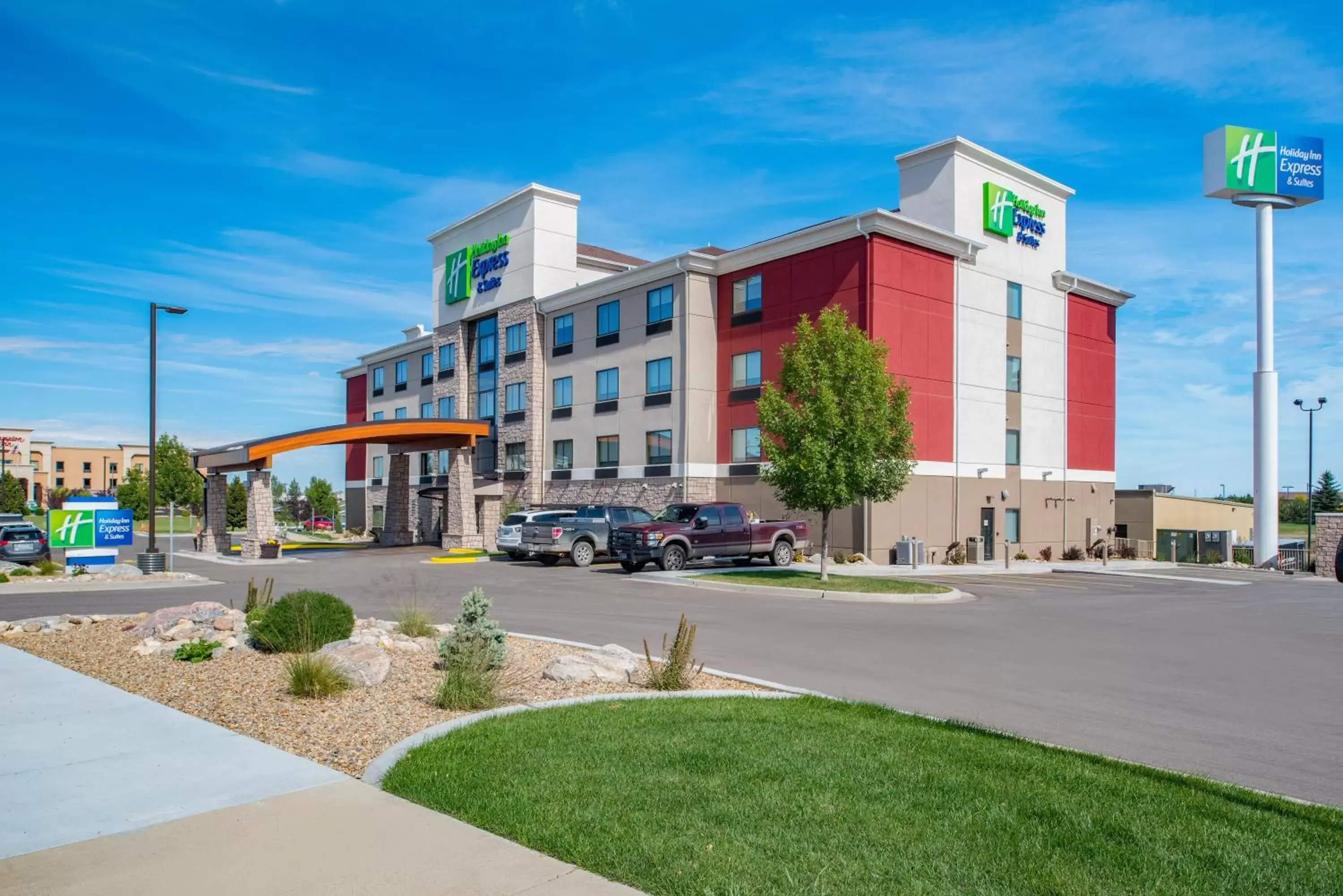 Property Building in Holiday Inn Express Hotel & Suites Bismarck, an IHG Hotel