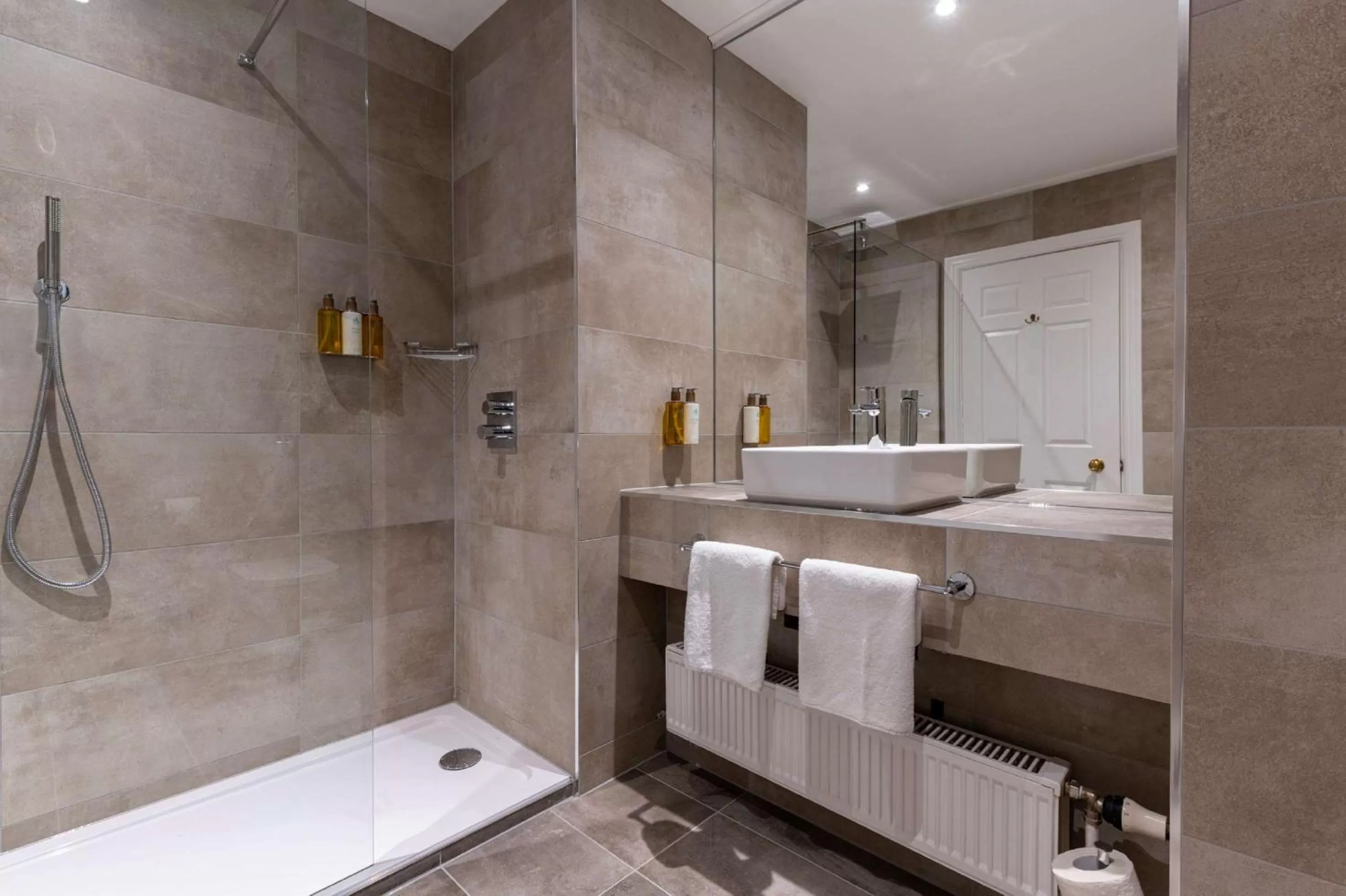 Bedroom in Kingsmills Hotel