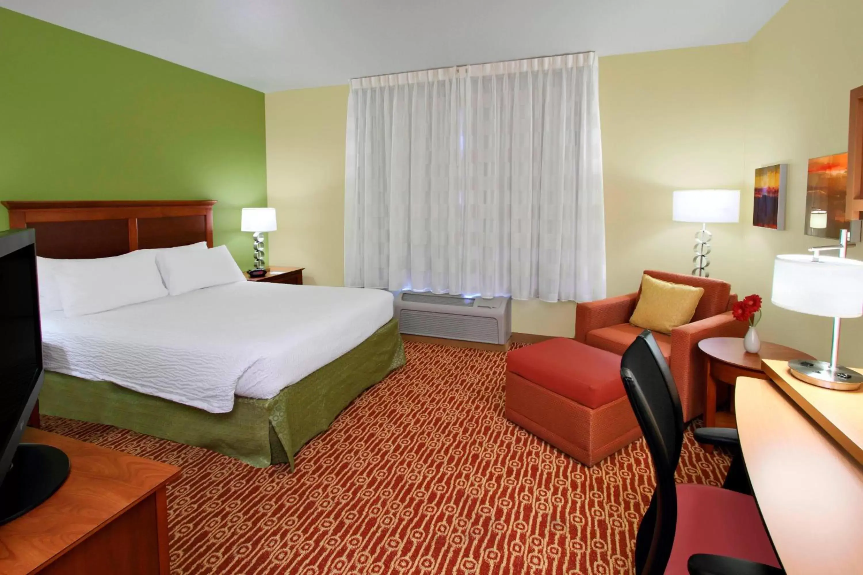 Photo of the whole room in TownePlace Suites San Jose Campbell