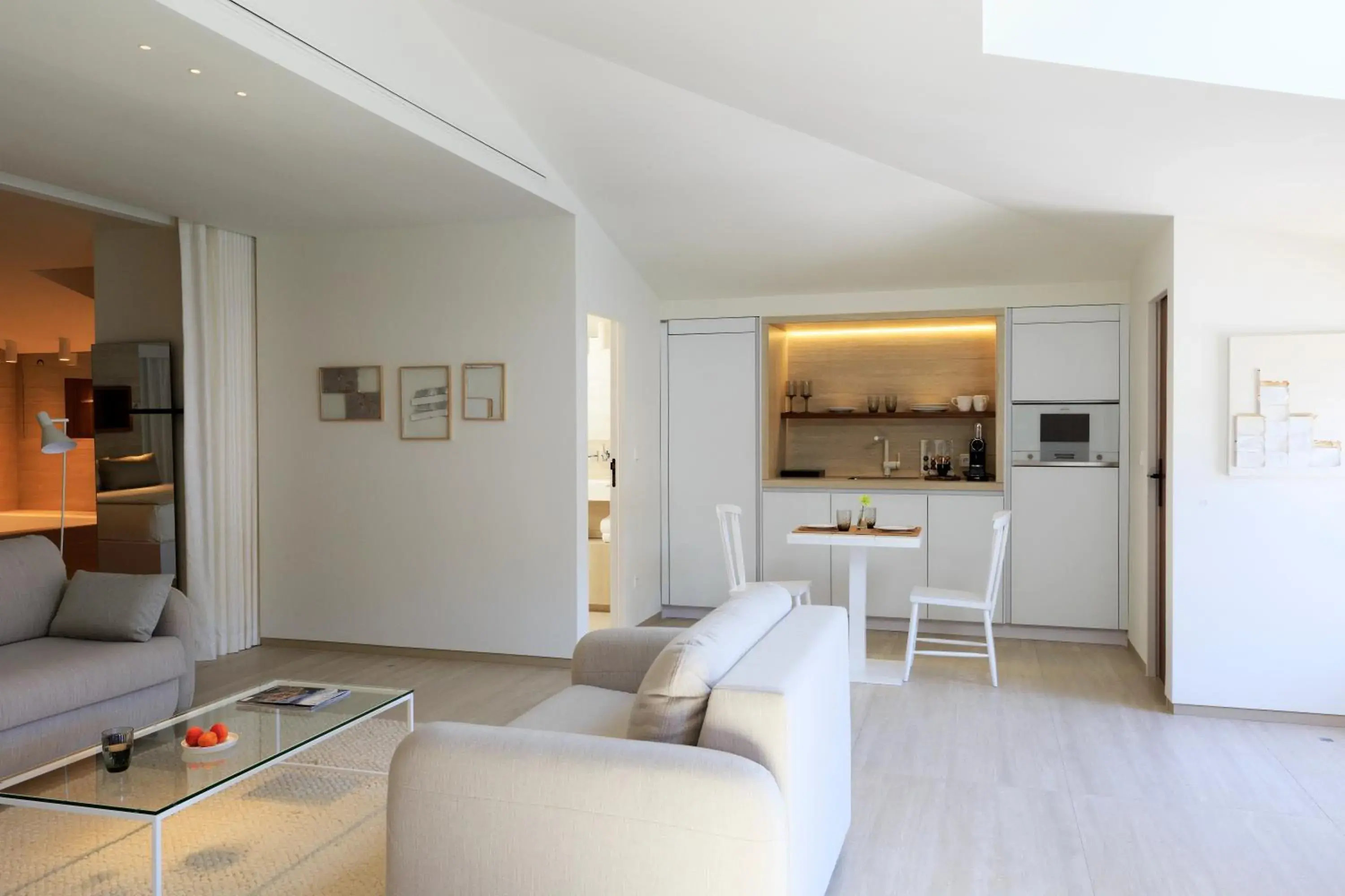 Dining area, Seating Area in Hotel Centre Nautique