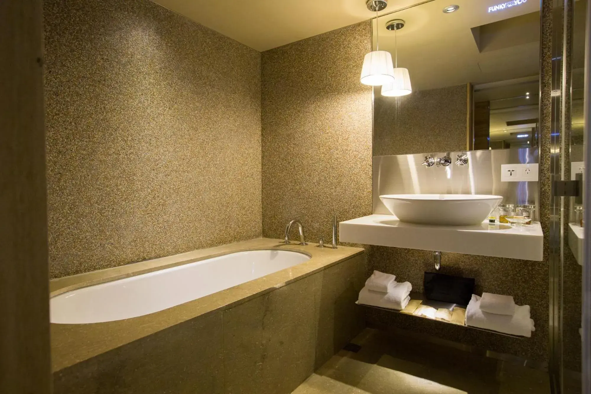 Bathroom in Inhouse Hotel Taichung