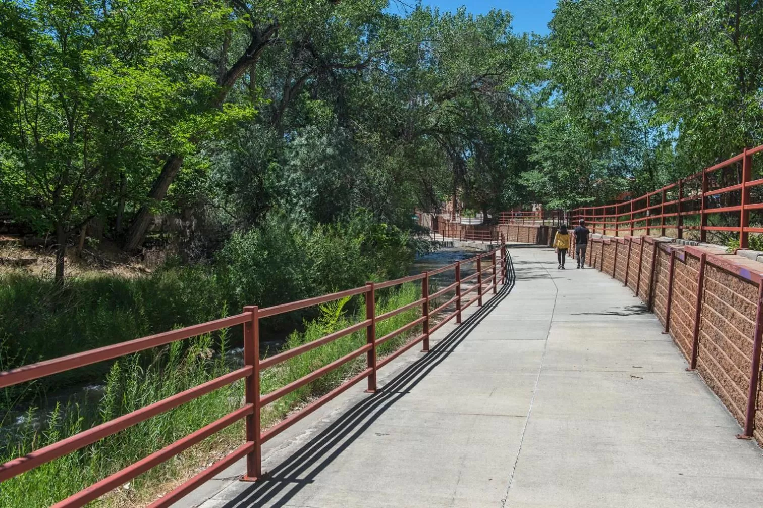 Neighbourhood in Rustic Inn