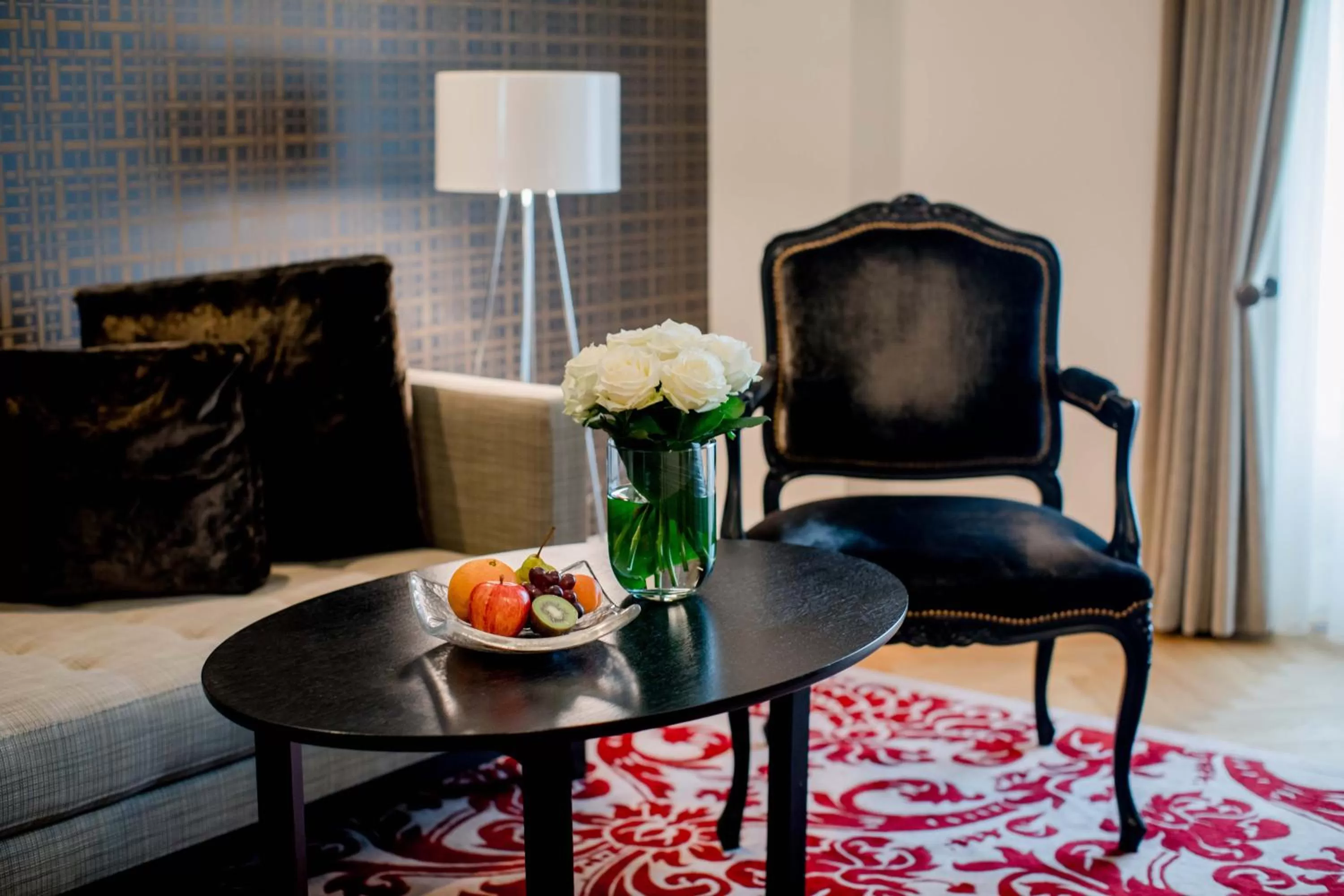 Seating area in Hotel Schweizerhof Bern & Spa