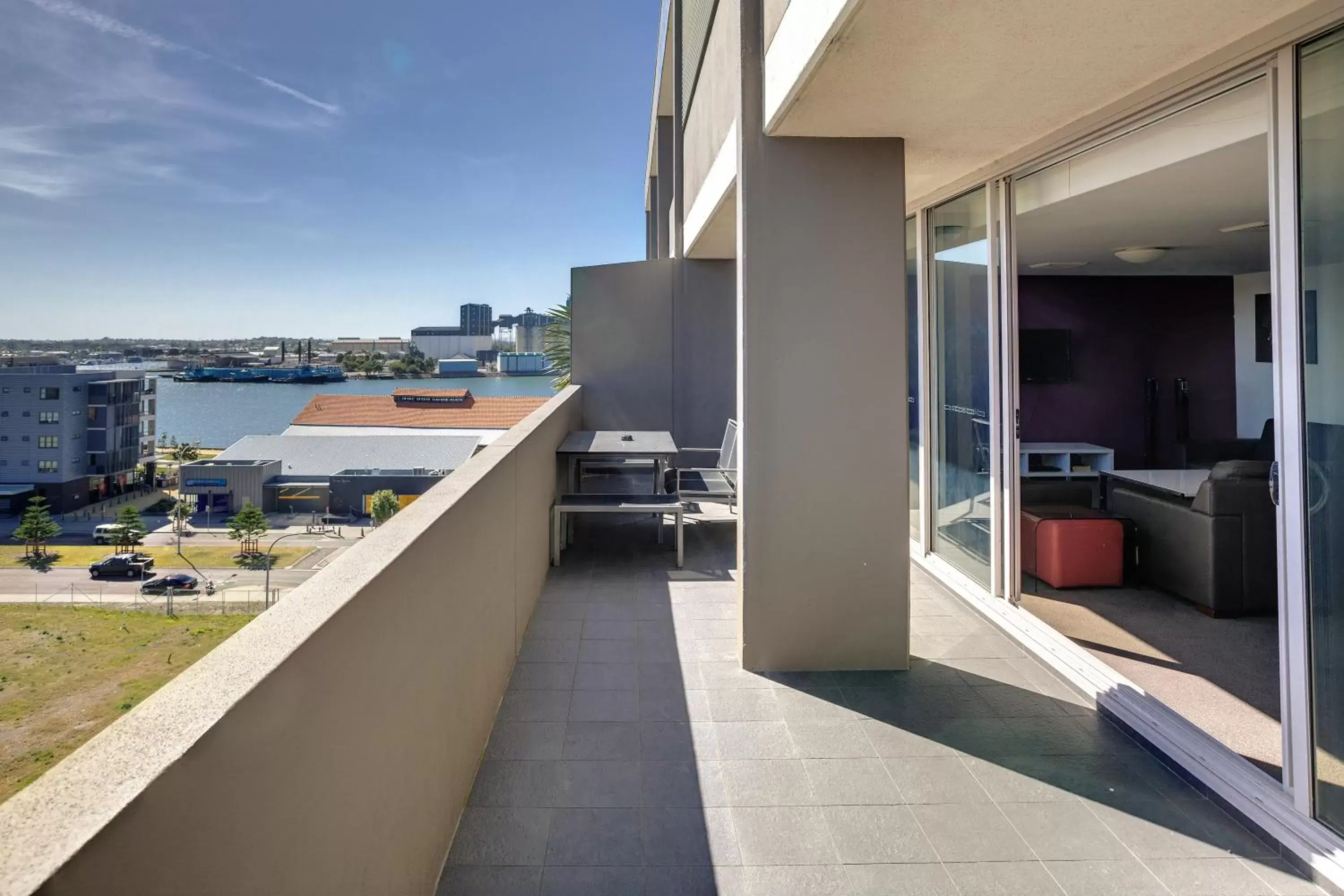 Balcony/Terrace in Honeysuckle Executive Apartments