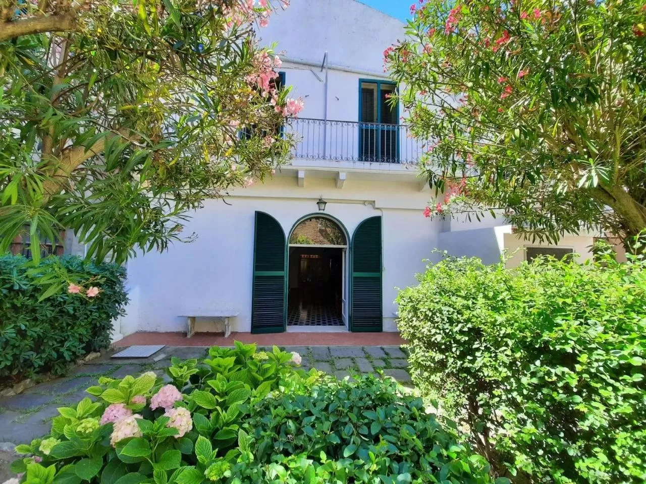 Garden, Property Building in Il Giardino Nascosto B&B