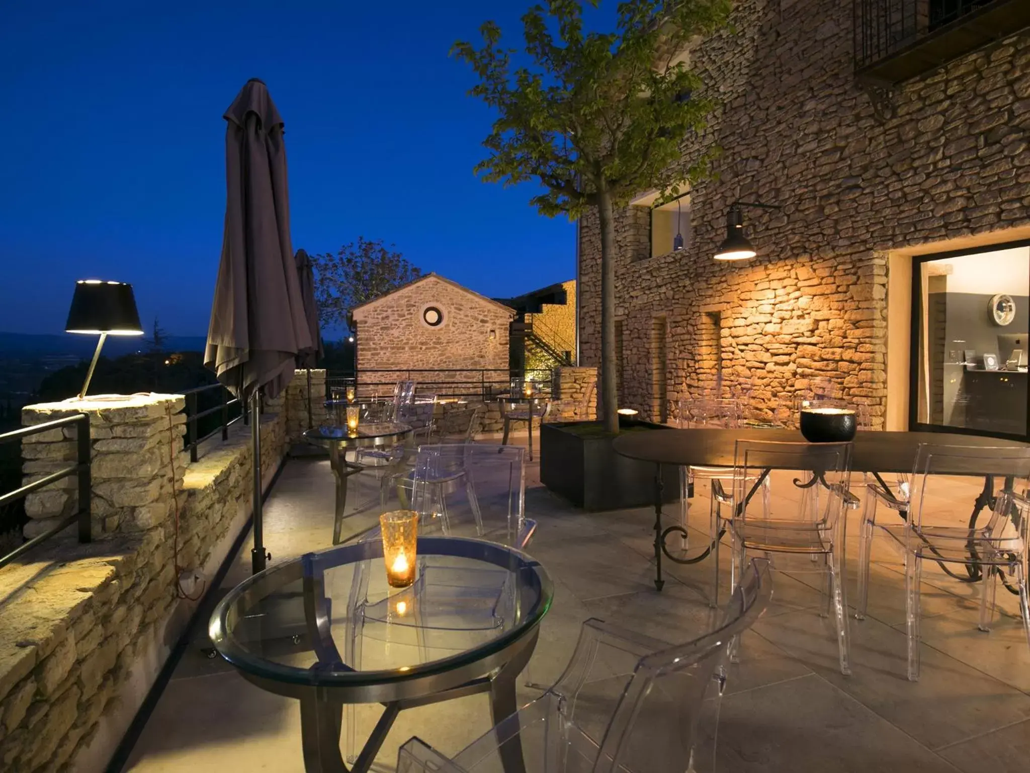 Balcony/Terrace in Hôtel La Maison de Crillon