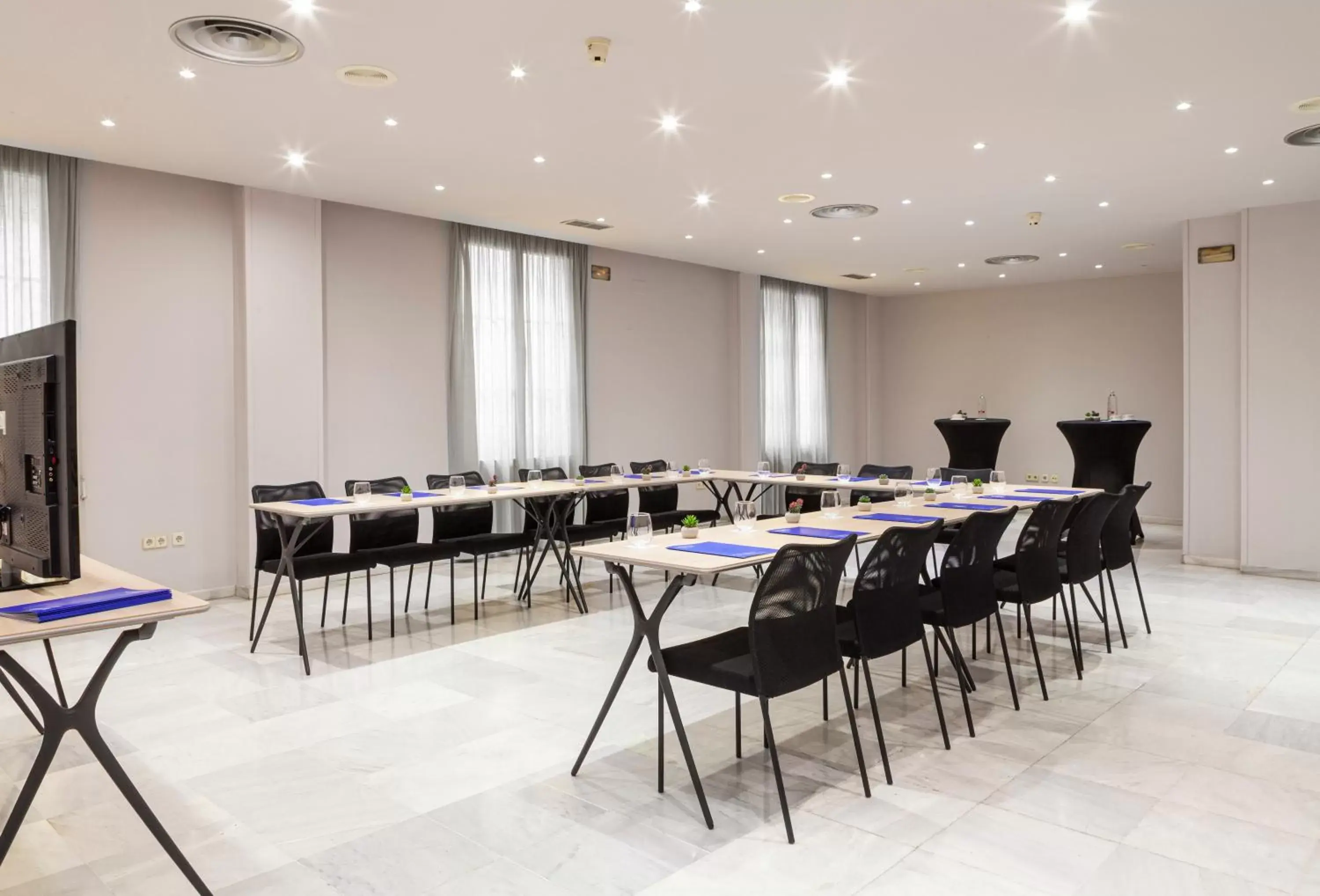 Meeting/conference room in Macia Alfaros