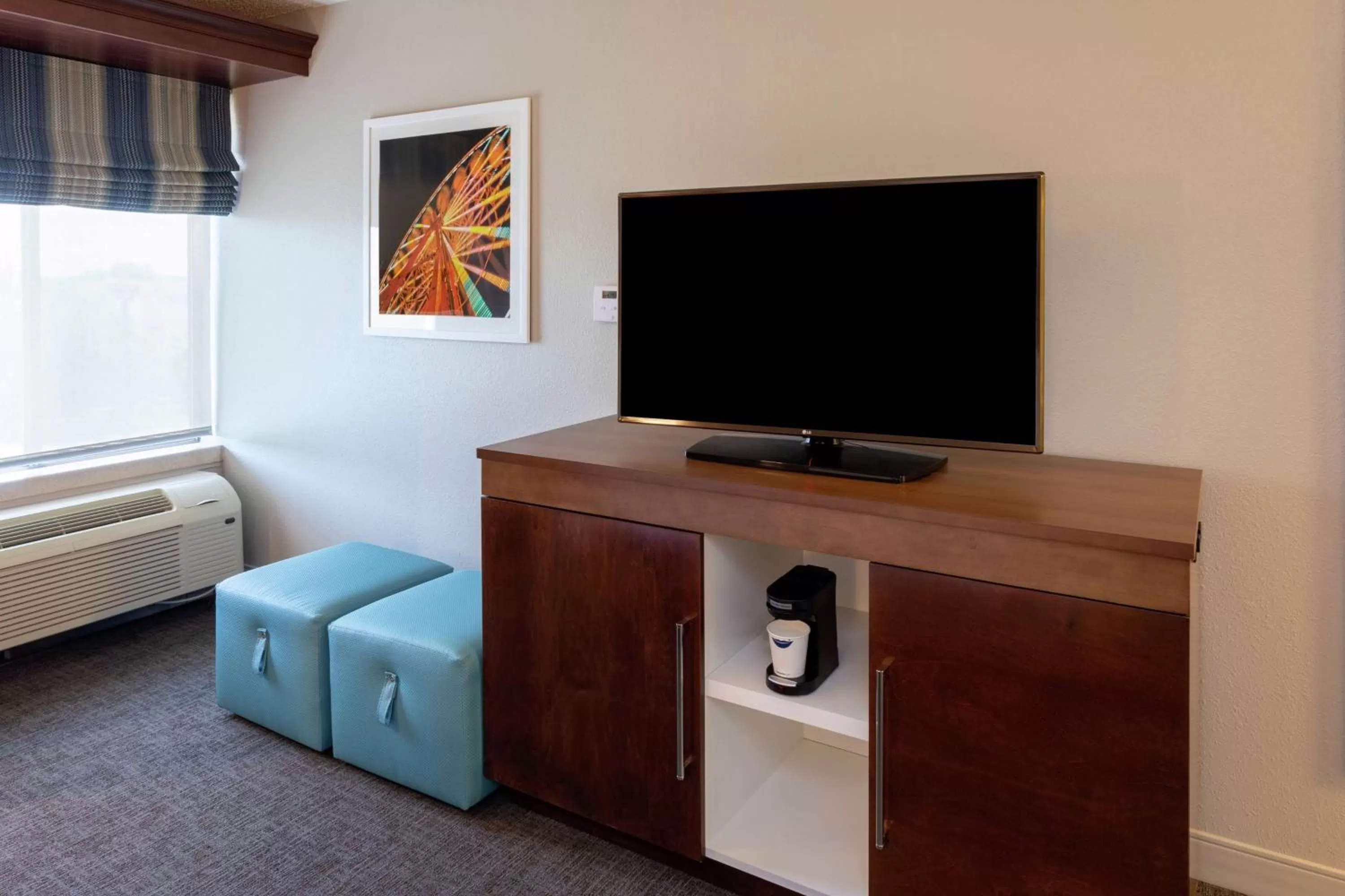 Bedroom in Hampton Inn Minneapolis/Eagan