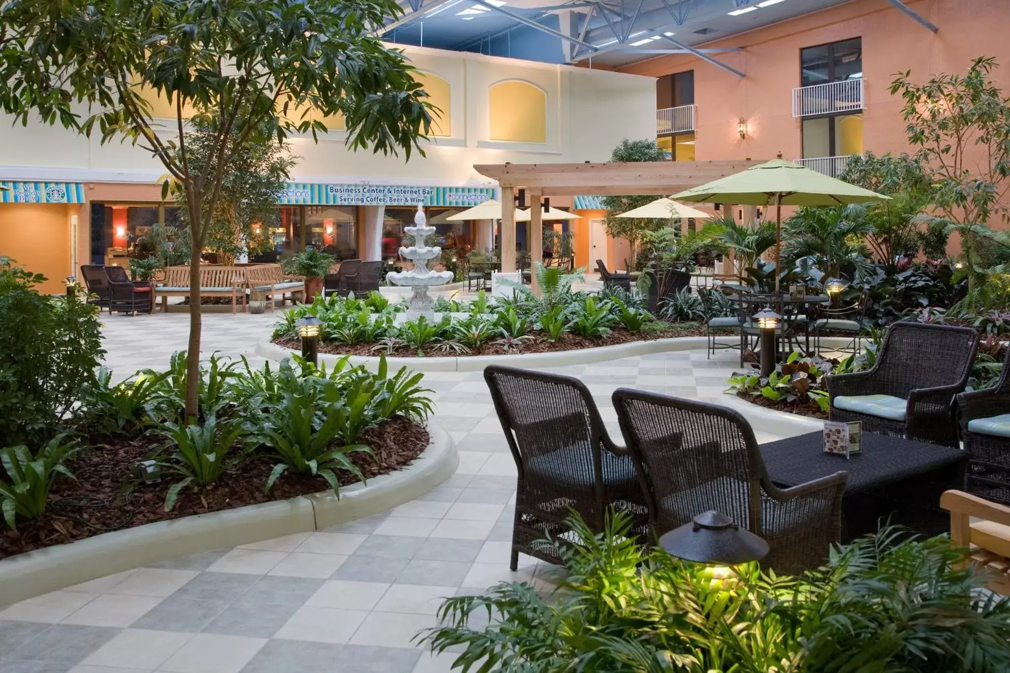Lobby or reception, Restaurant/Places to Eat in Holiday Inn Club Vacations At Orange Lake Resort, an IHG Hotel