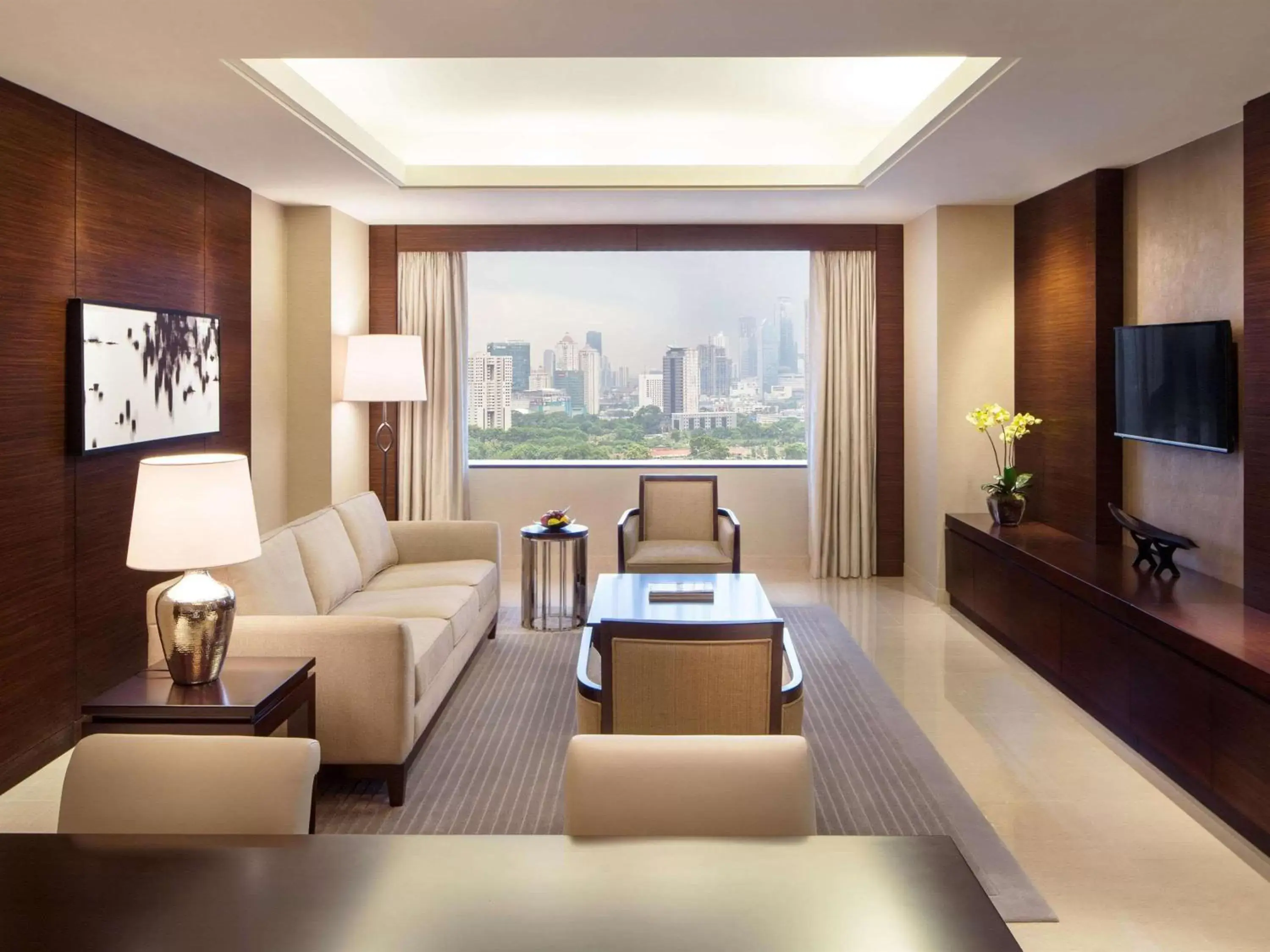 Photo of the whole room, Seating Area in Fairmont Jakarta