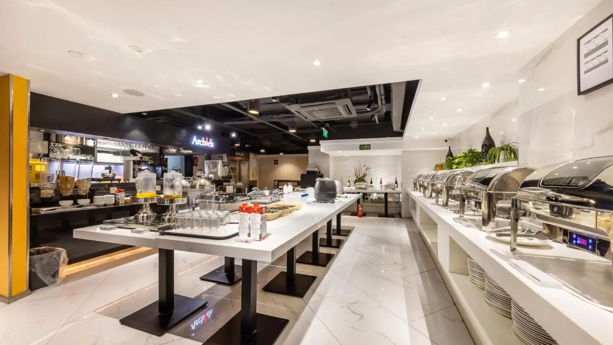 Restaurant/places to eat in Starr Hotel Shanghai (Shanghai Railway Station) Restaurant/places to eat in Starr Hotel Shanghai (Shanghai Railway Station)