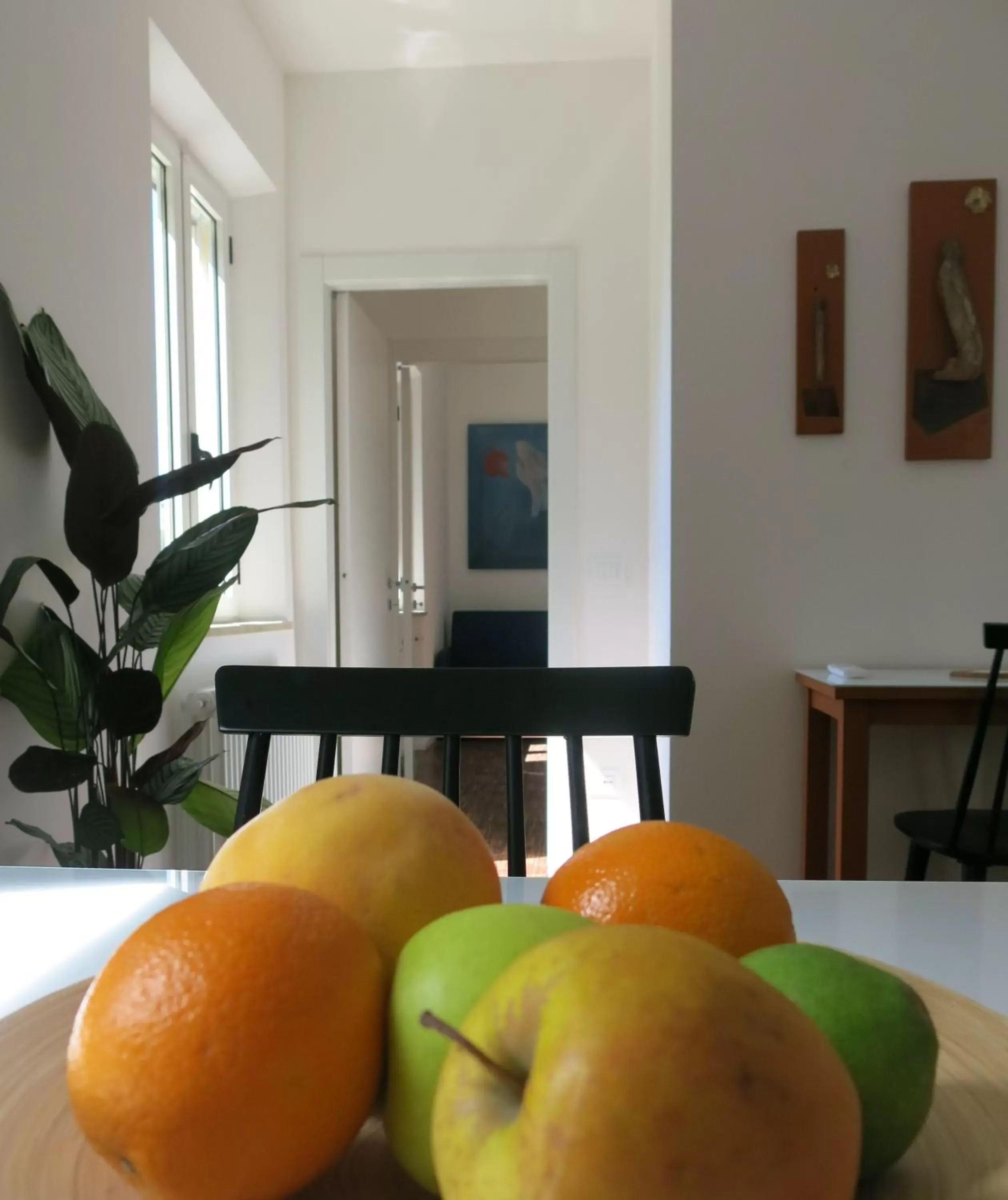 Decorative detail, Food in La Coroncina Lodging