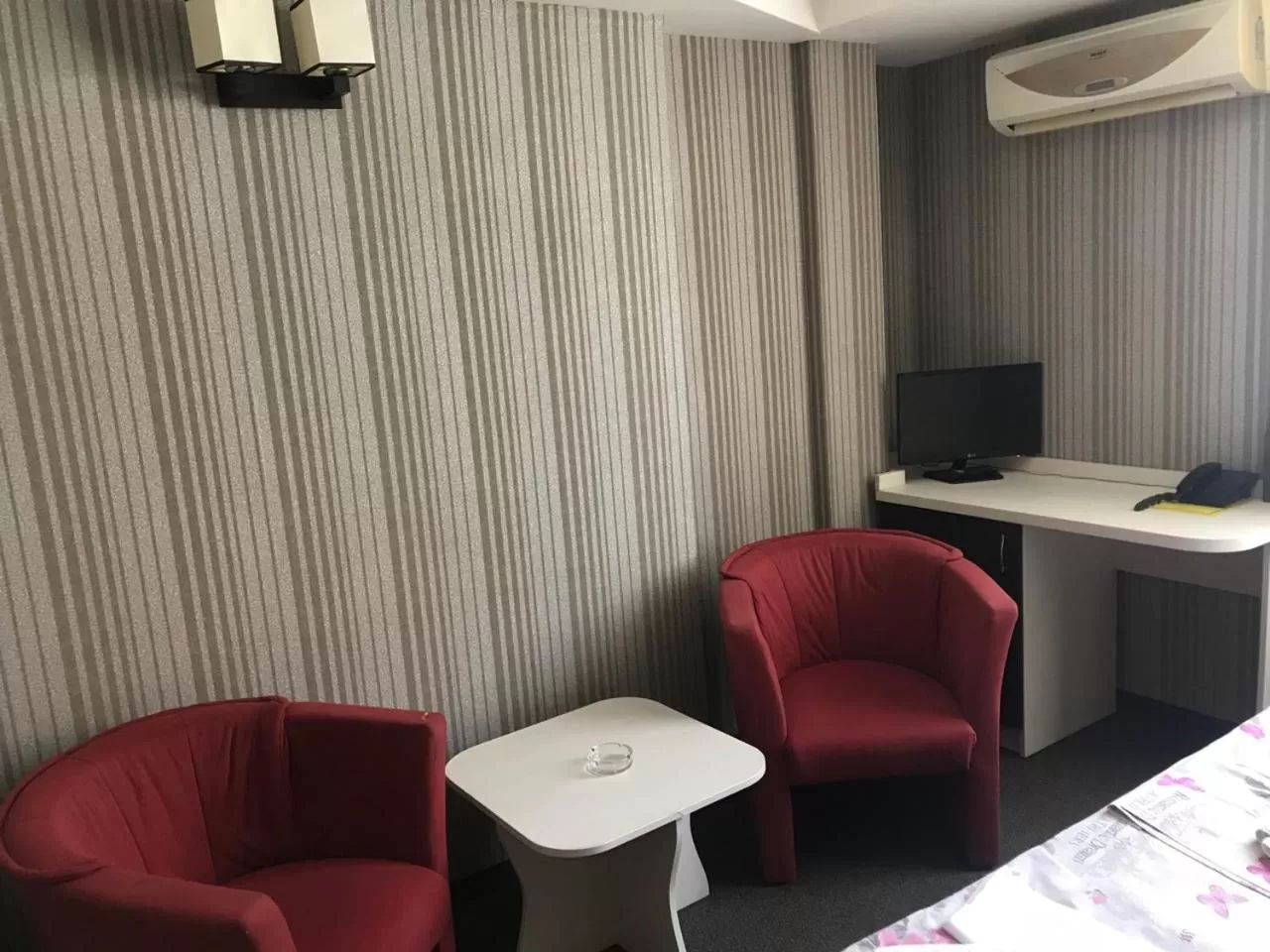 Photo of the whole room, Bed in Casa Blanca