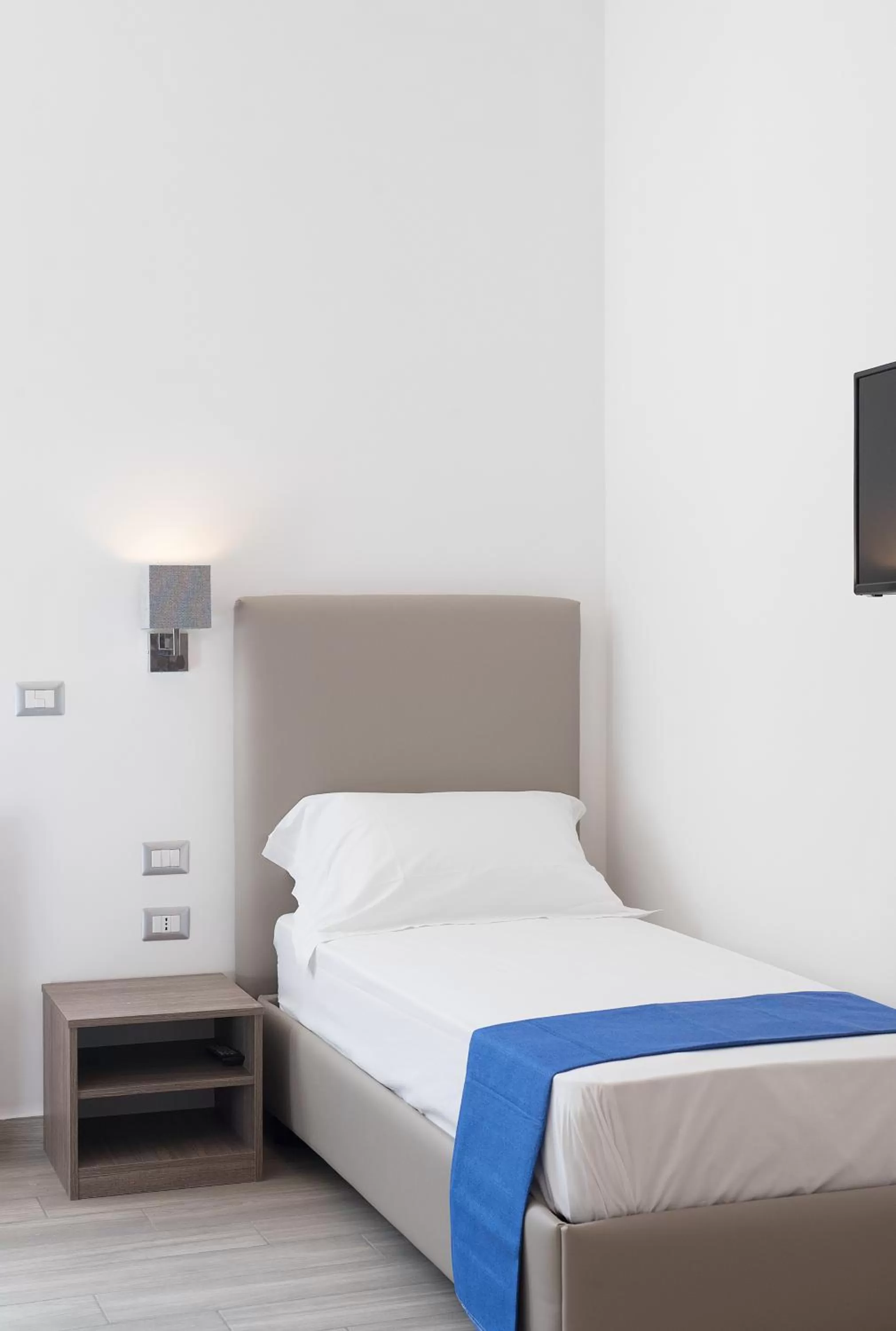 TV and multimedia, Bed in B&B Toledo one