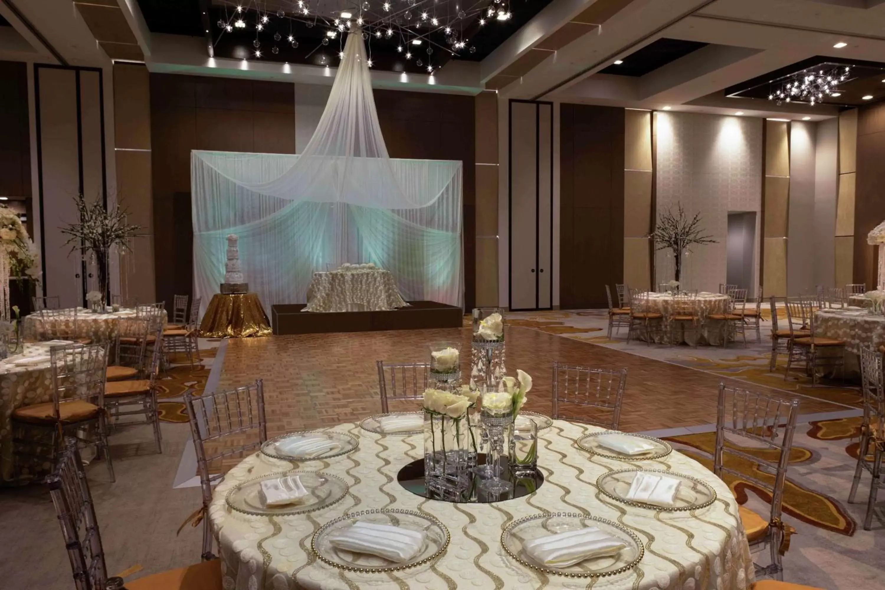 Meeting/conference room, Restaurant/Places to Eat in Hilton Miami Dadeland