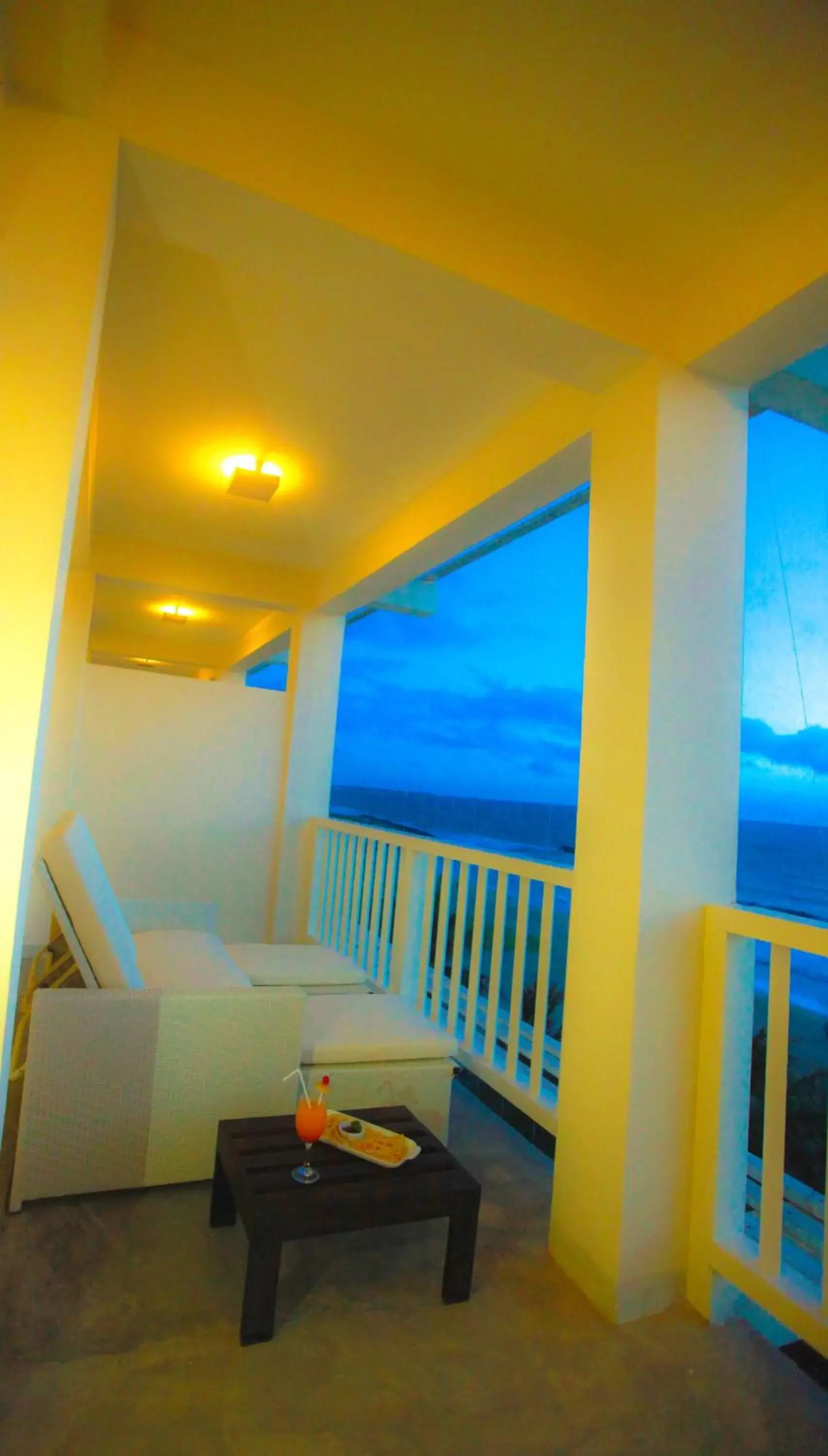 Sea view in Beacon Beach Hotel Negombo