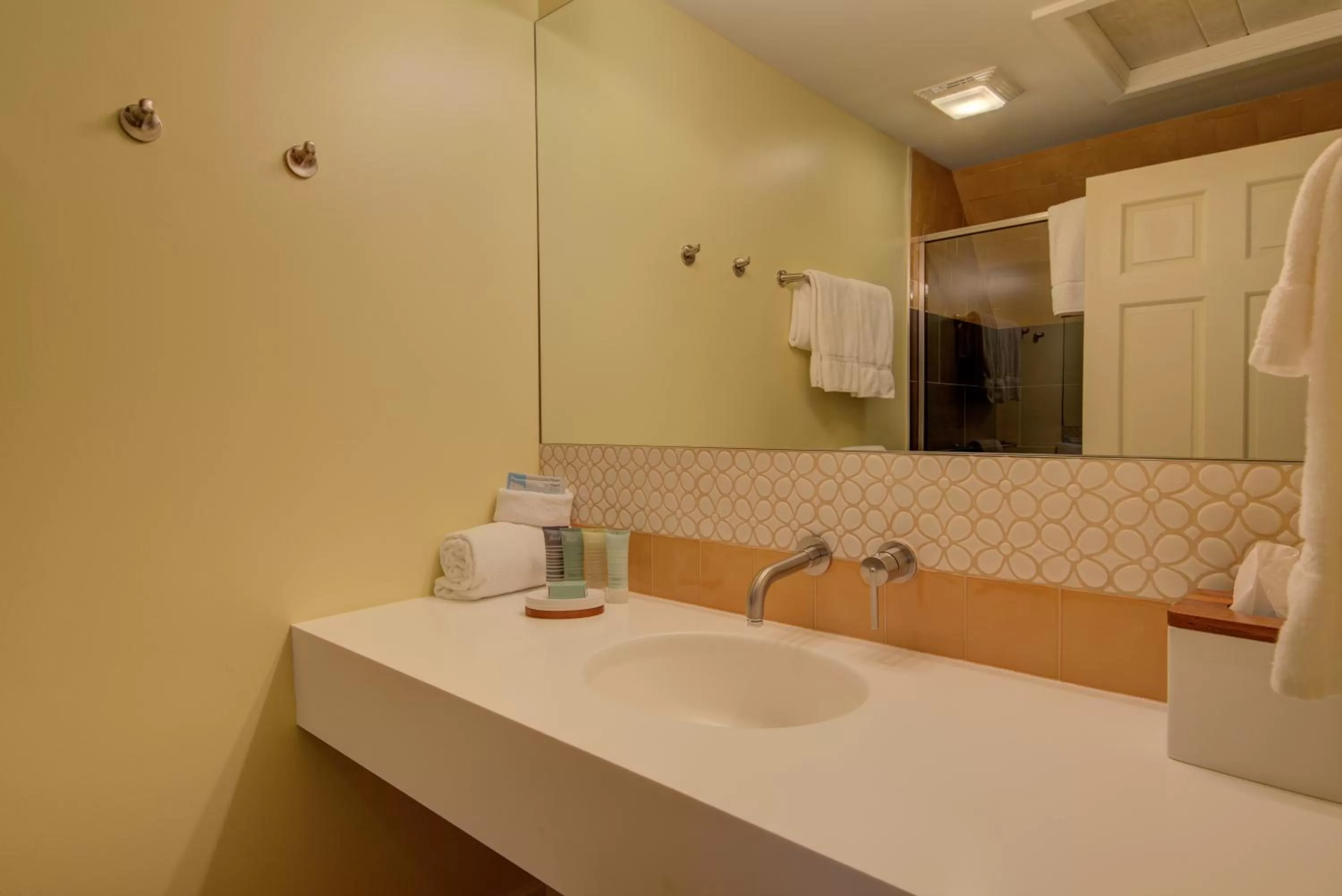 Bathroom in Hotel Broad Ripple