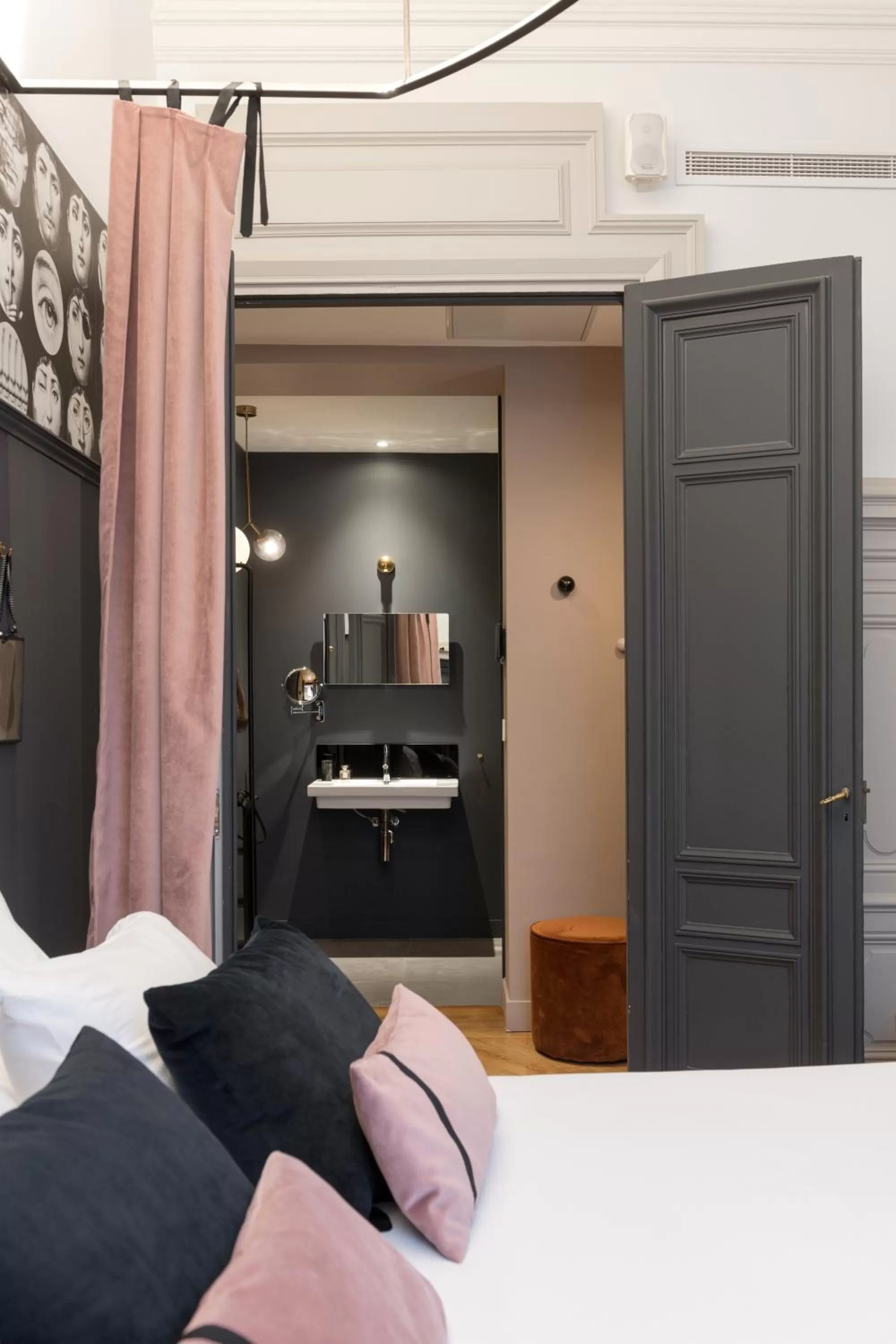 Bathroom in MiHotel Gailleton