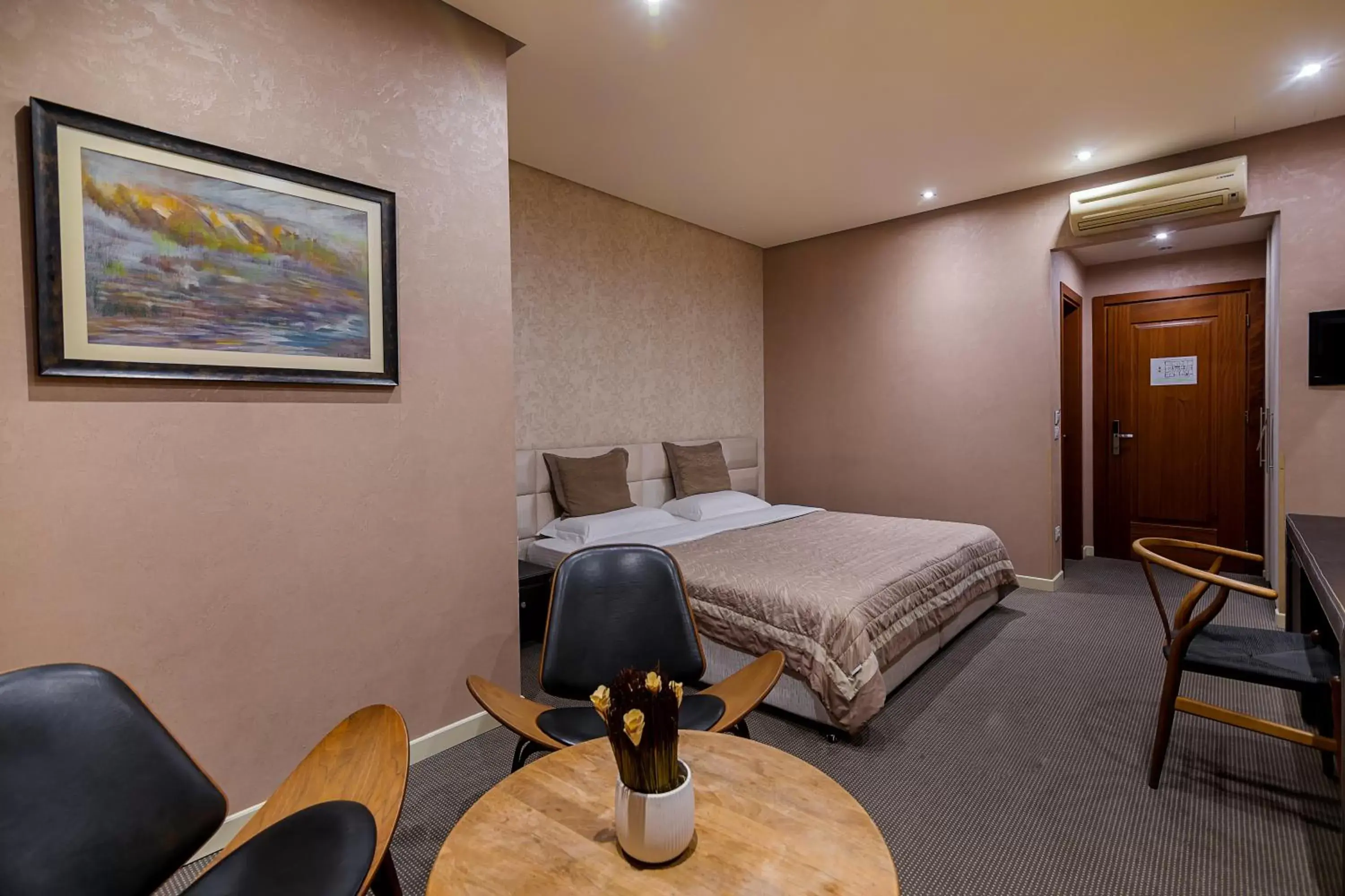 Bedroom, Bed in La Bohème Hotel Bedroom, Bed in La Bohème Hotel