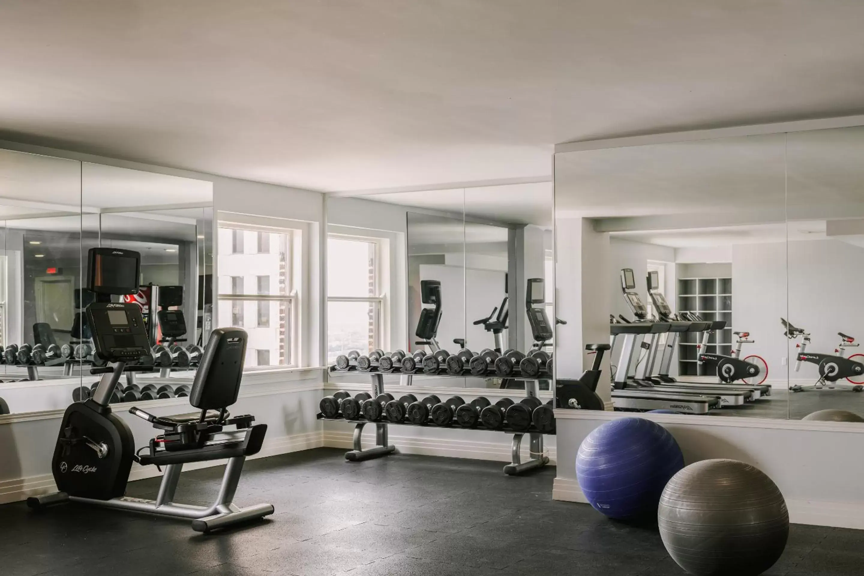 Fitness centre/facilities, Fitness Center/Facilities in Sonder at 1500 Canal