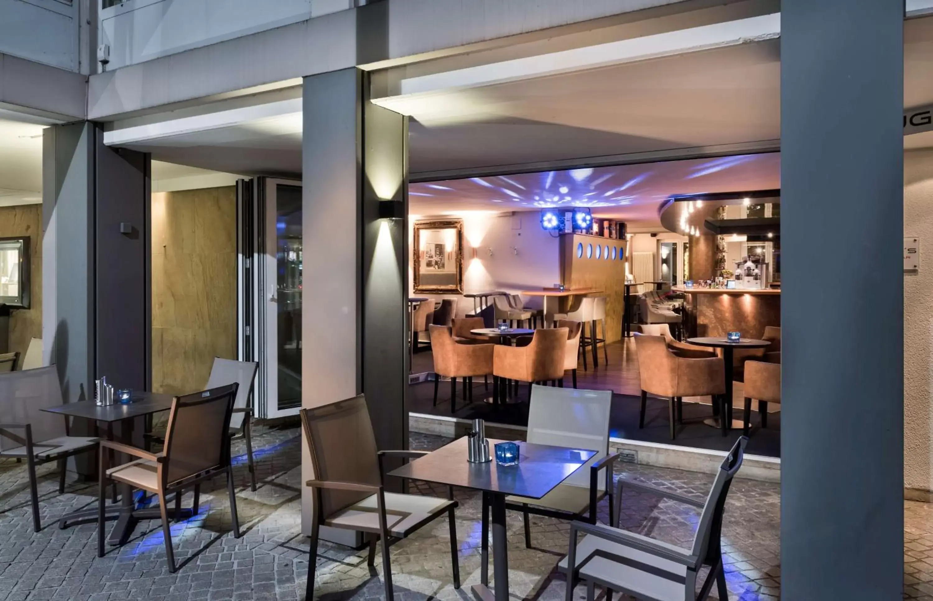 Lounge or bar, Restaurant/Places to Eat in Best Western Hotel zur Post