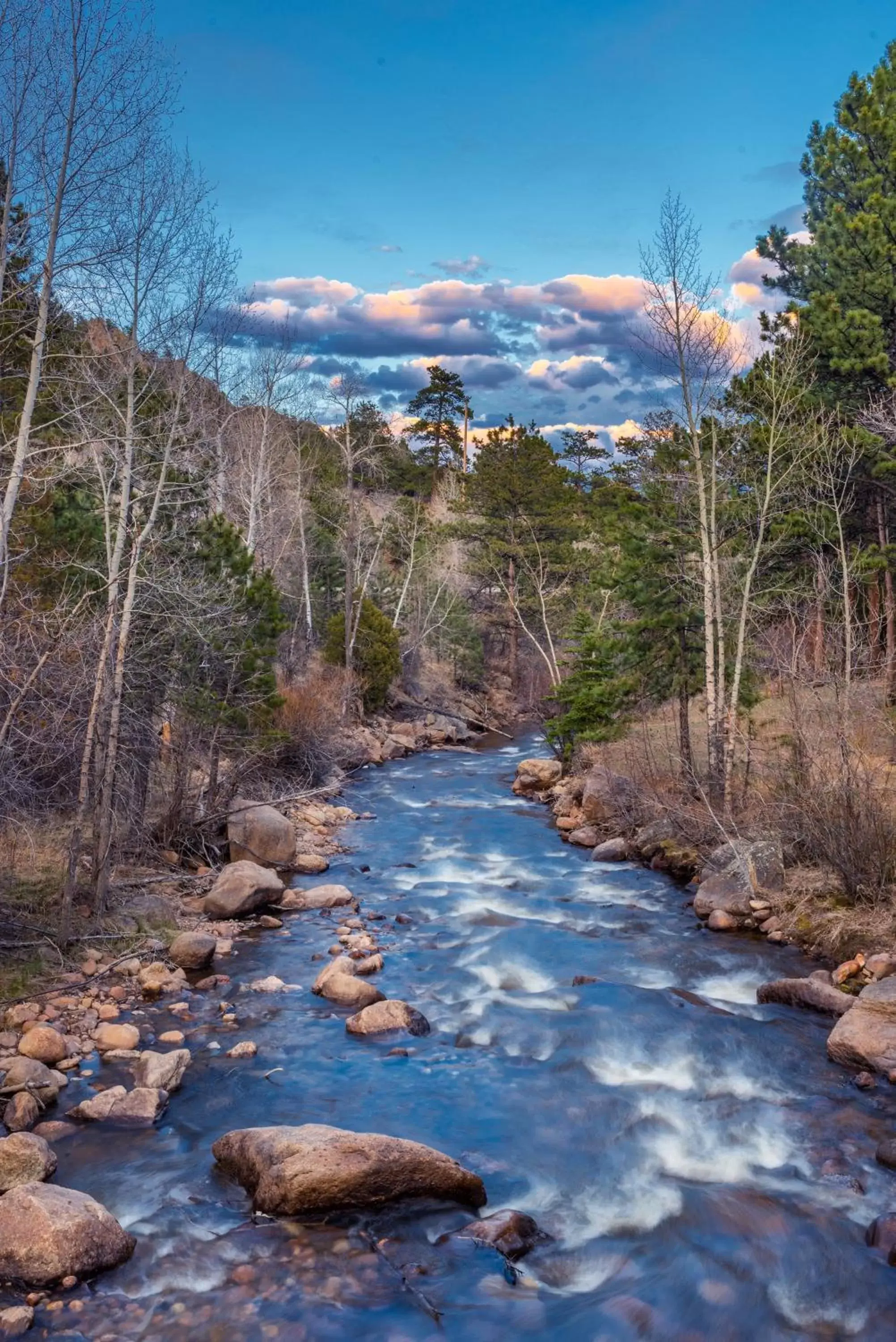 Mountain view, Winter in 4 Seasons Inn on Fall River