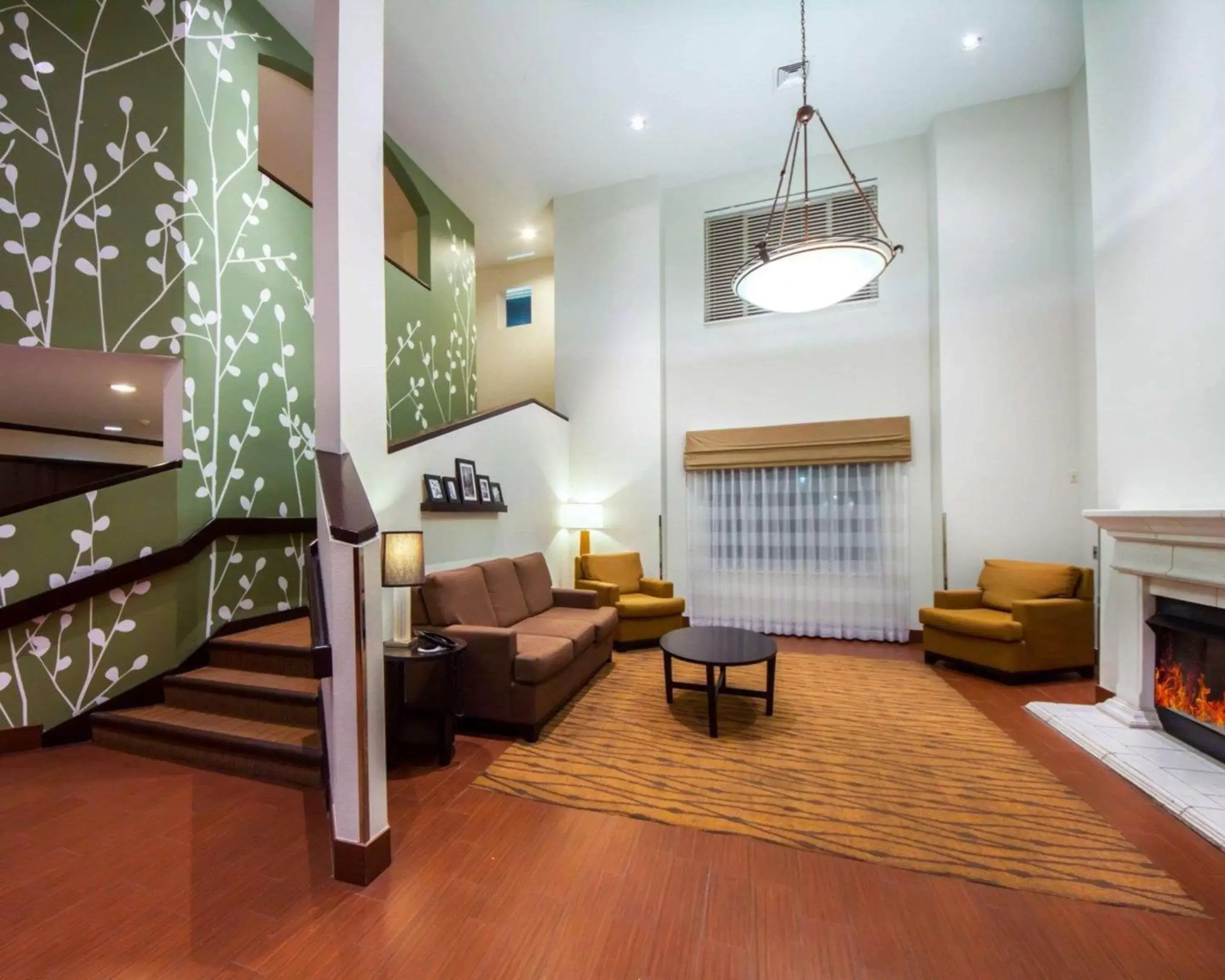 Lobby or reception, Seating Area in Sleep Inn & Suites Edmond near University