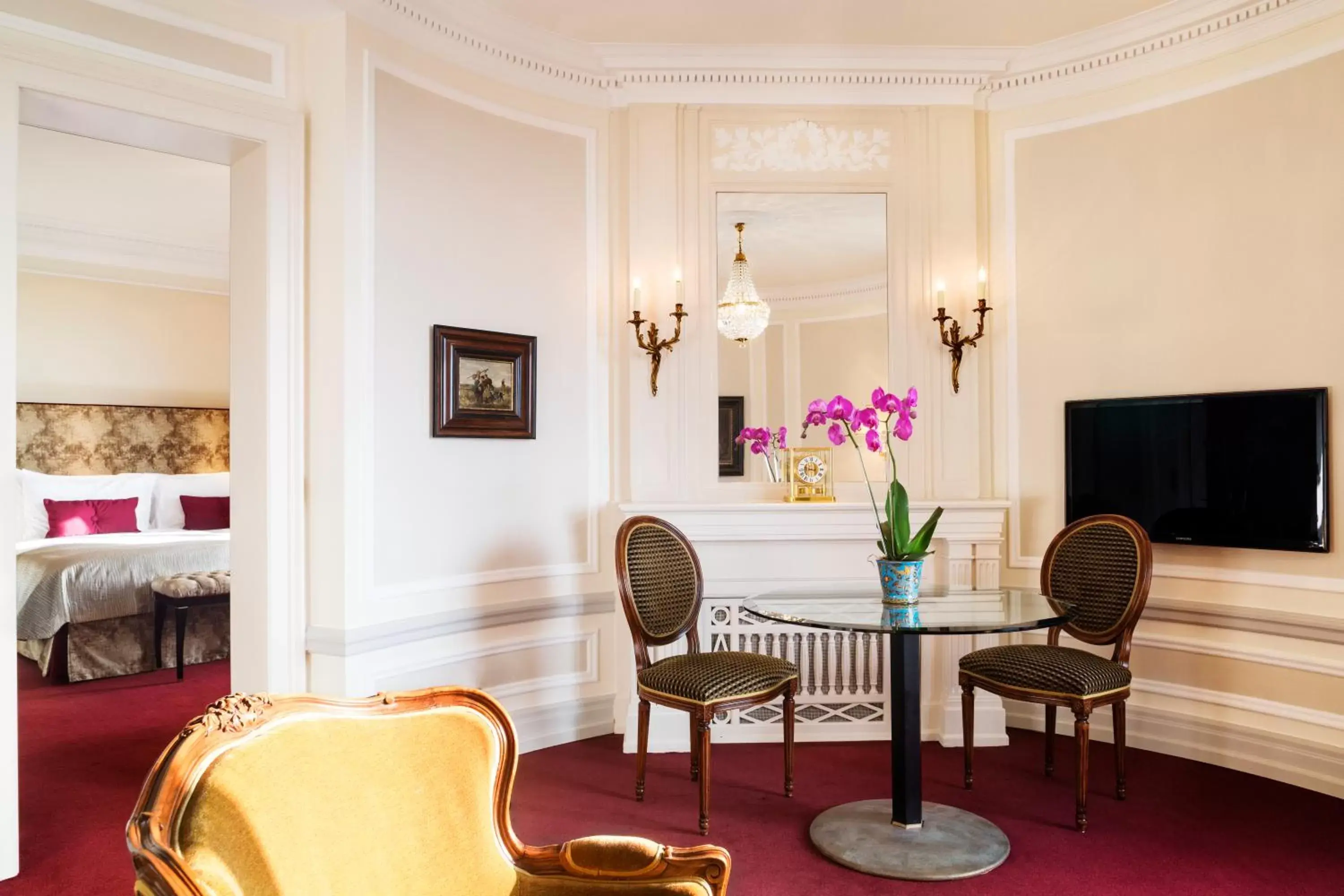 Patio, Seating Area in Hotel Bellevue Palace Bern