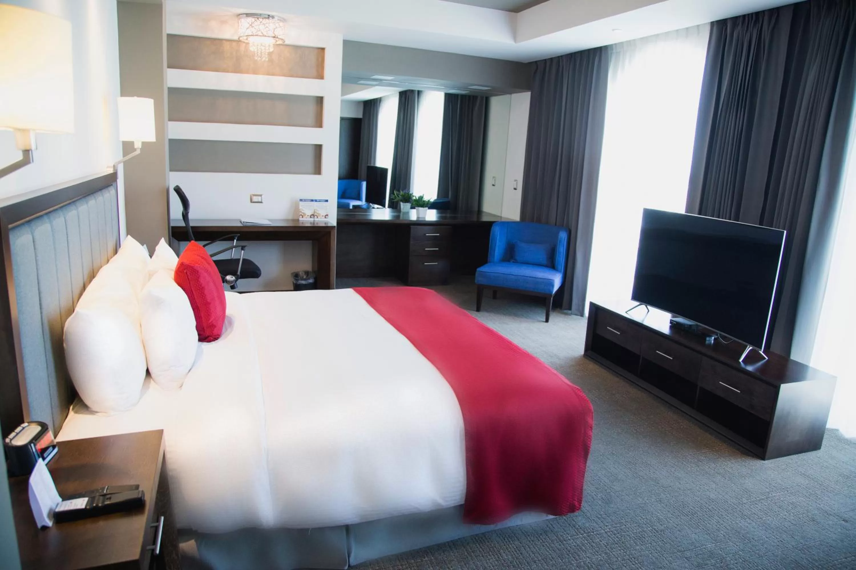 TV and multimedia, Bed in Best Western Plus Santa Cecilia Pachuca