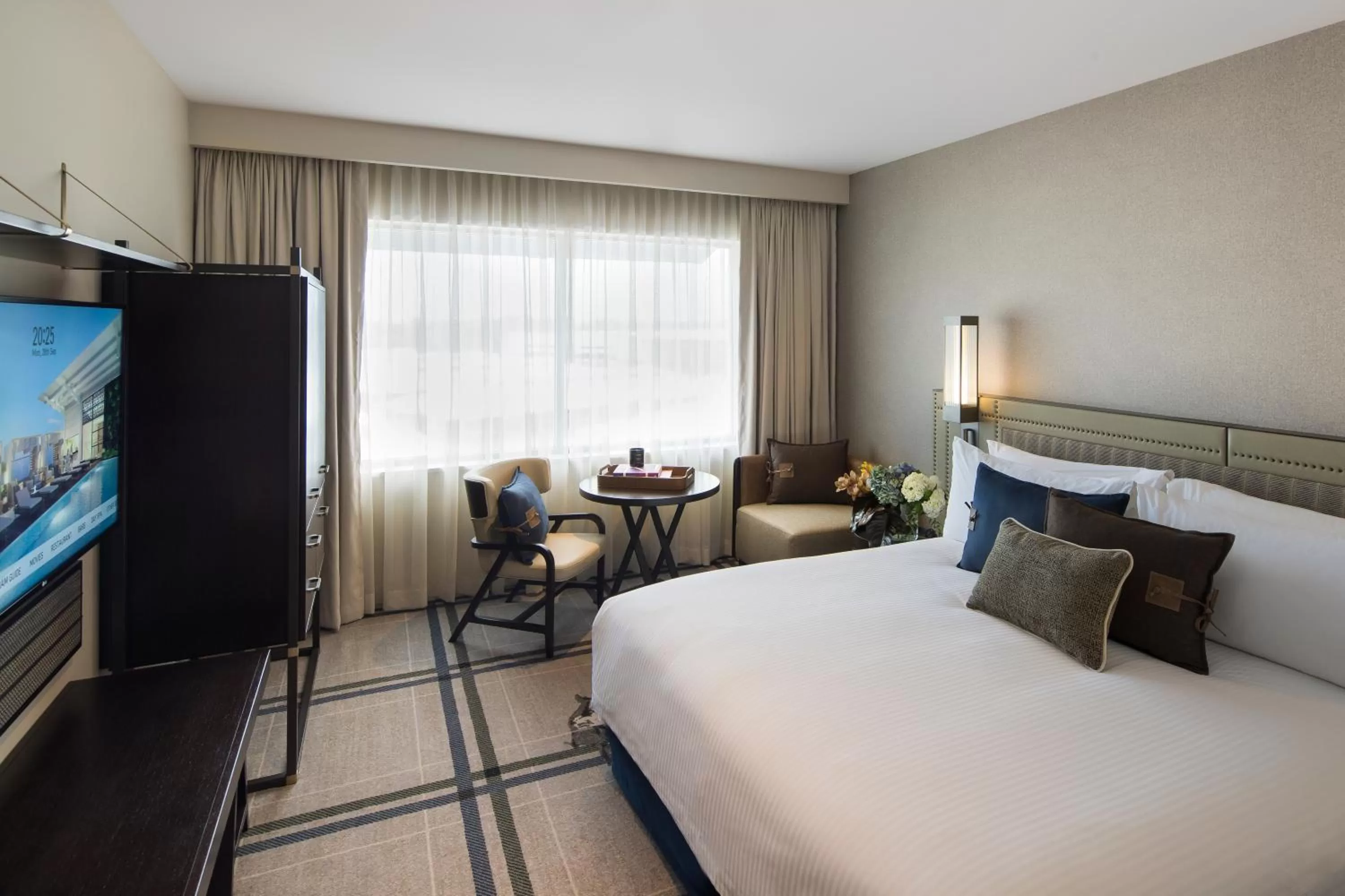 Bed in The William Inglis Mgallery