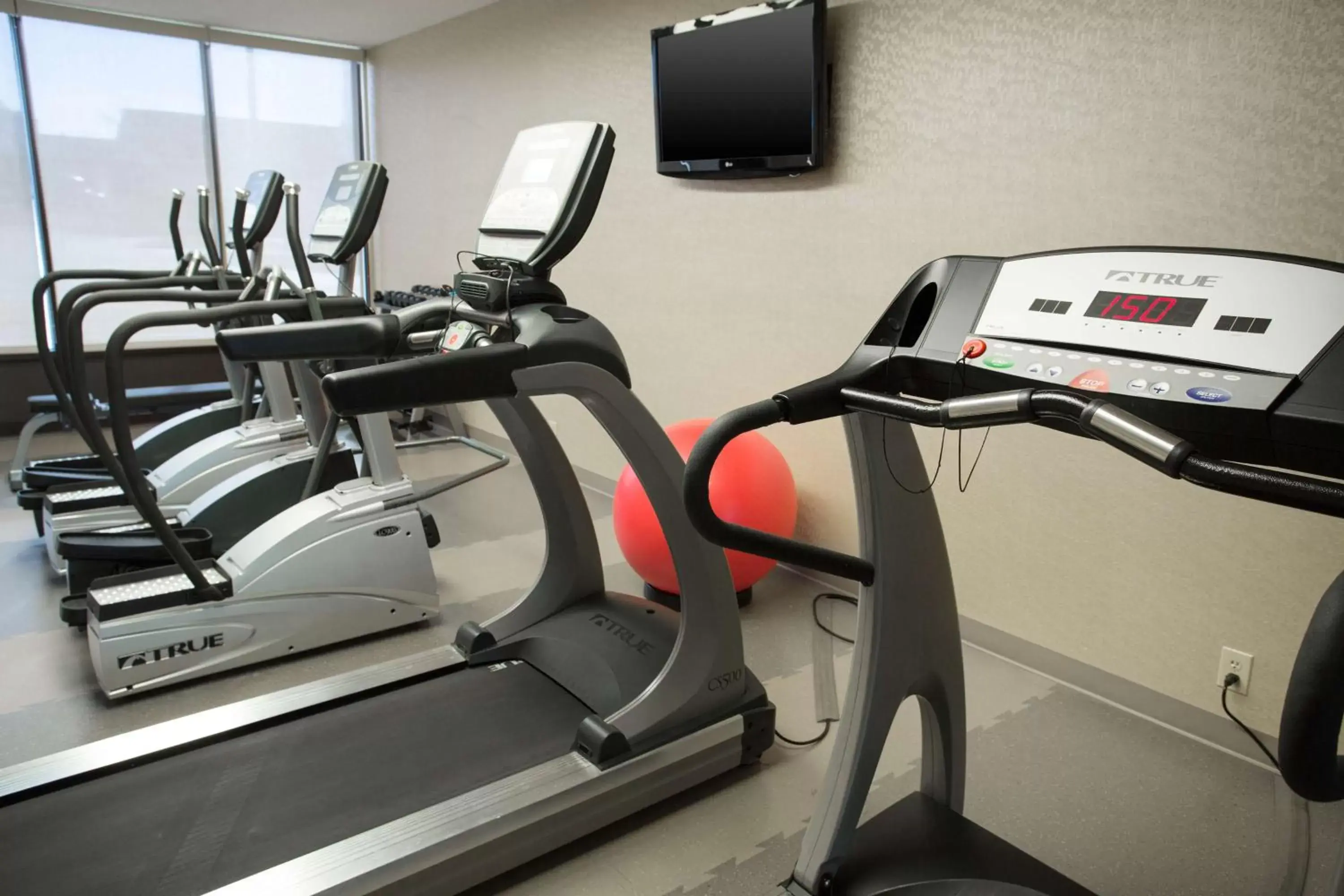 Activities, Fitness Center/Facilities in Drury Inn & Suites Springfield MO