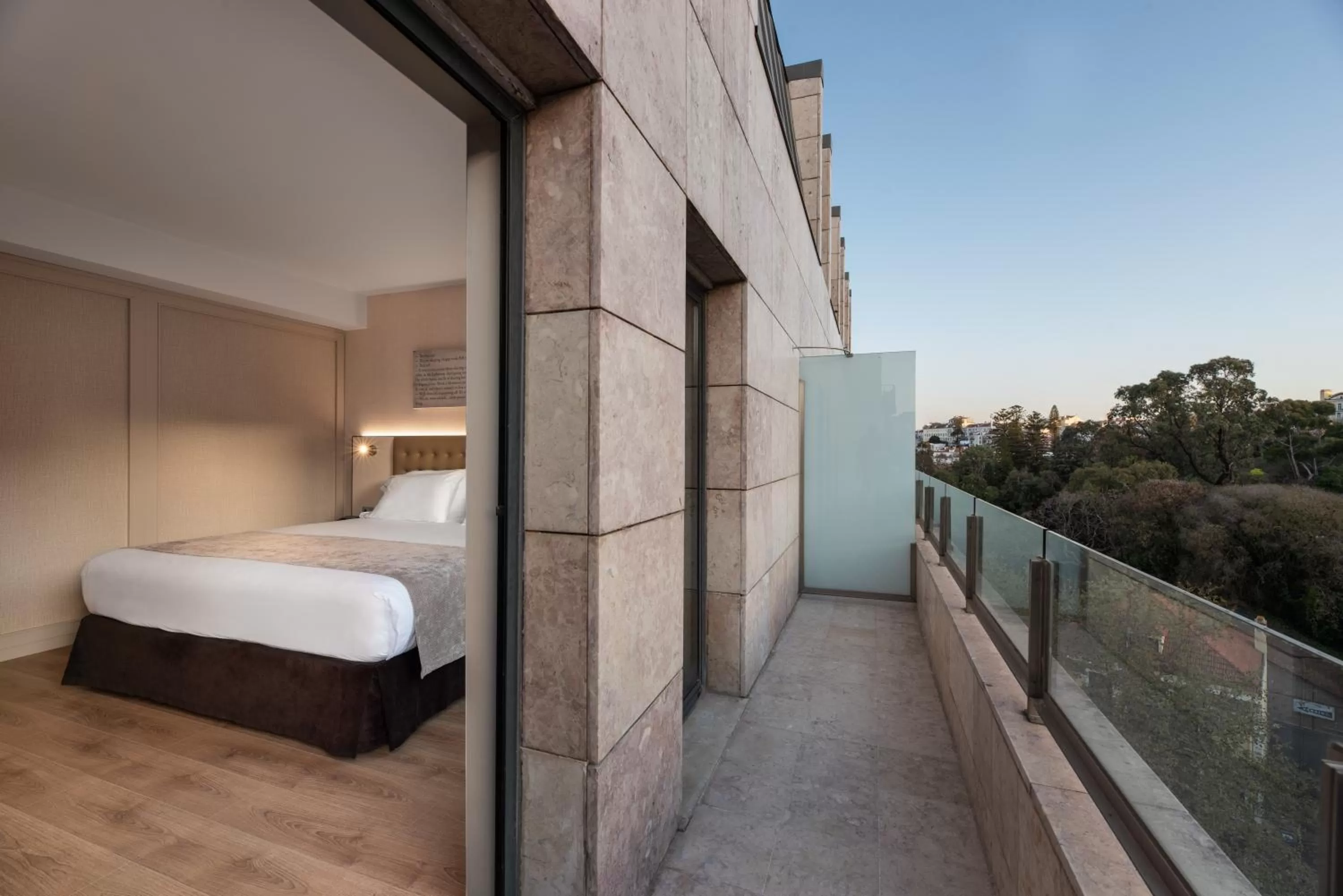 Balcony/Terrace, Bed in Eurostars Das Letras
